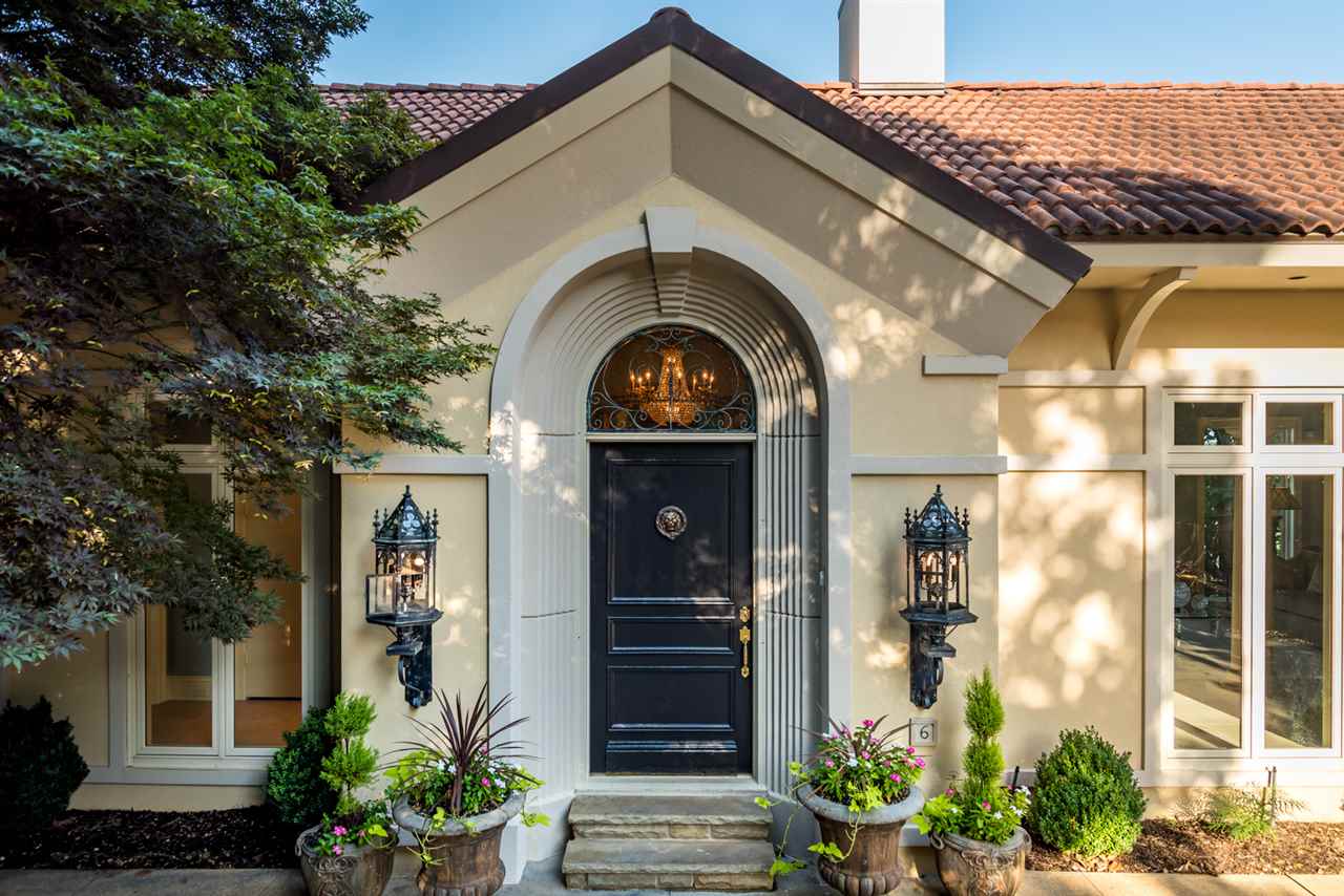 River View Manor - Residential
