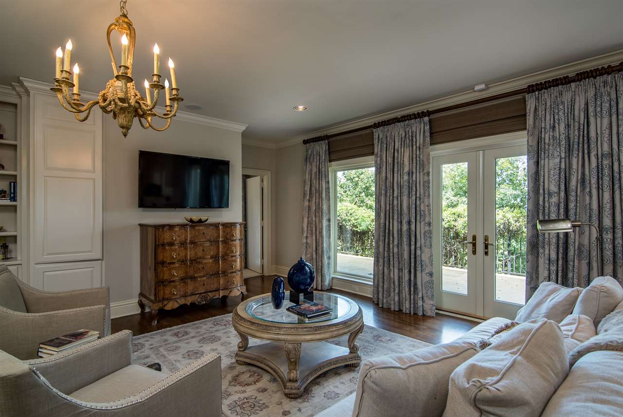 River View Manor - Residential