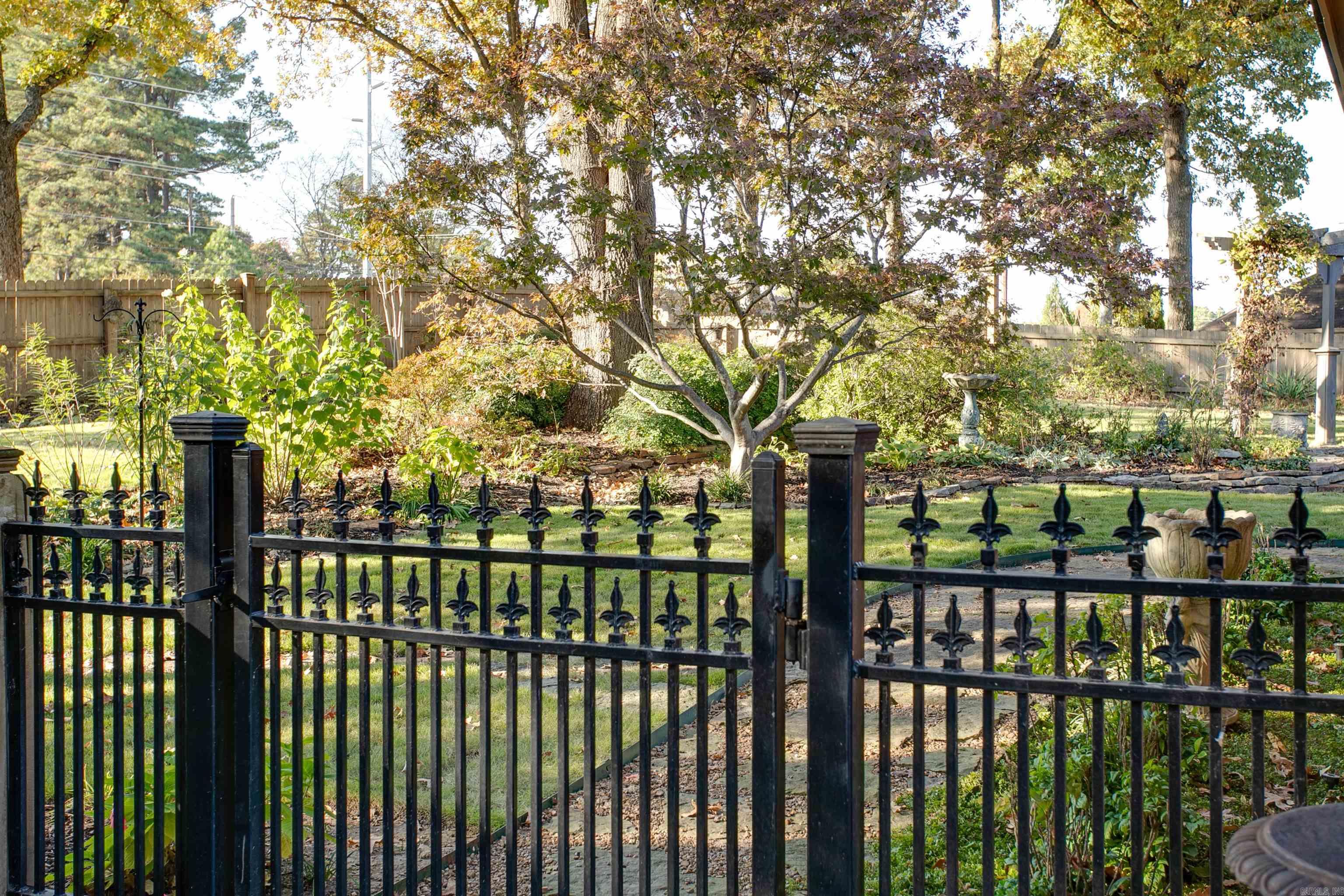 Brentwood - Residential