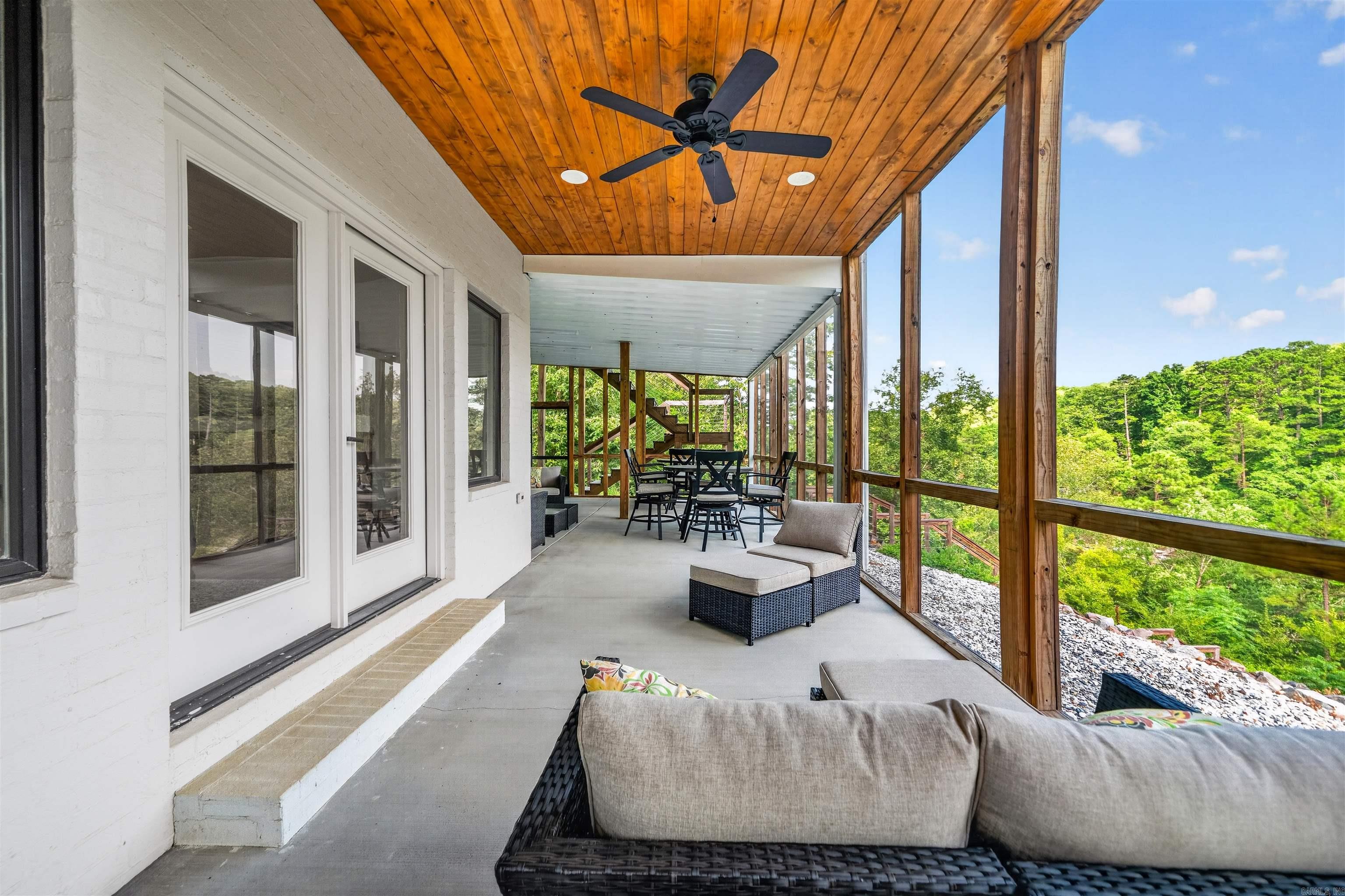 DIAMONDHEAD - Residential