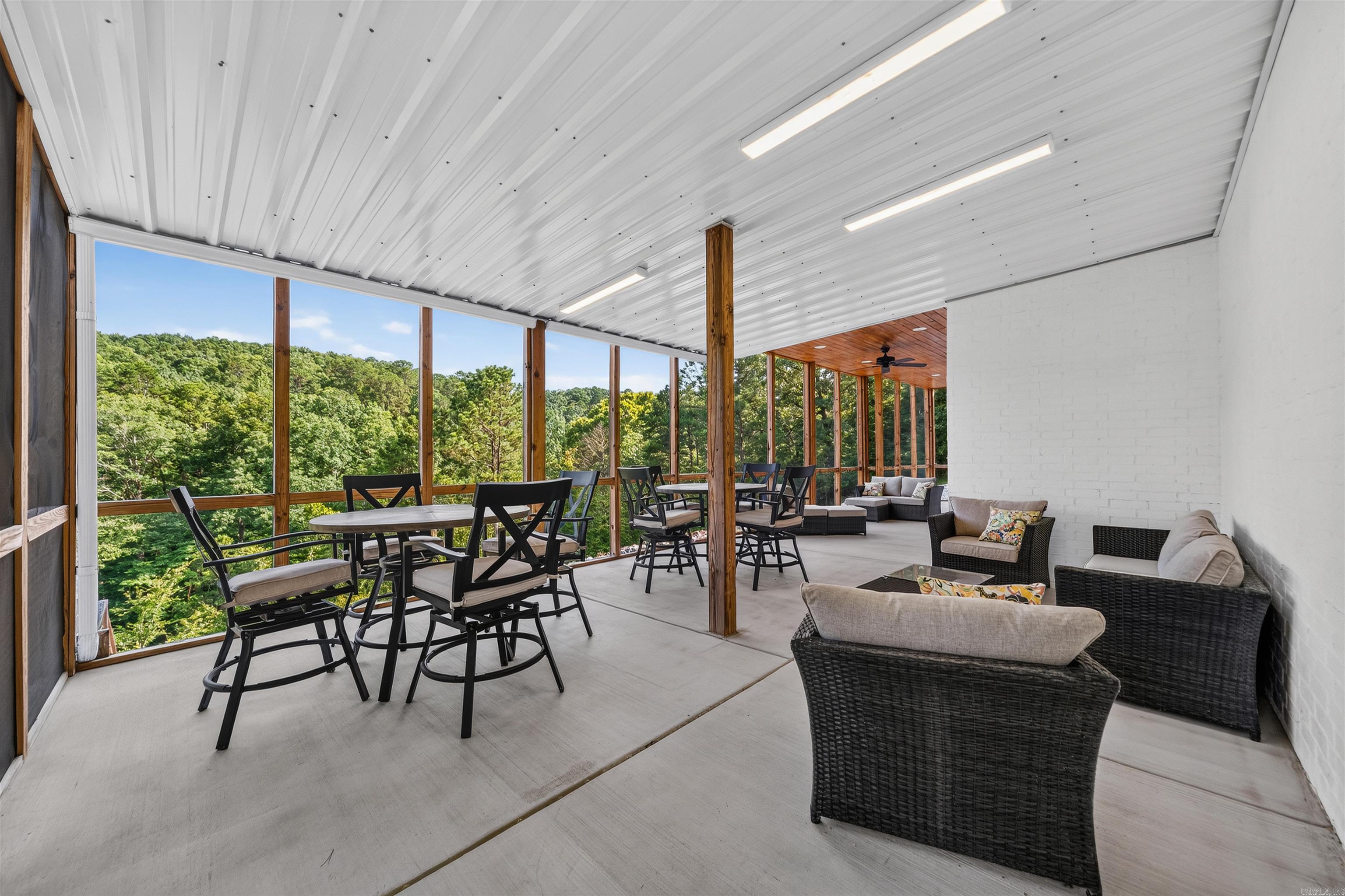 DIAMONDHEAD - Residential