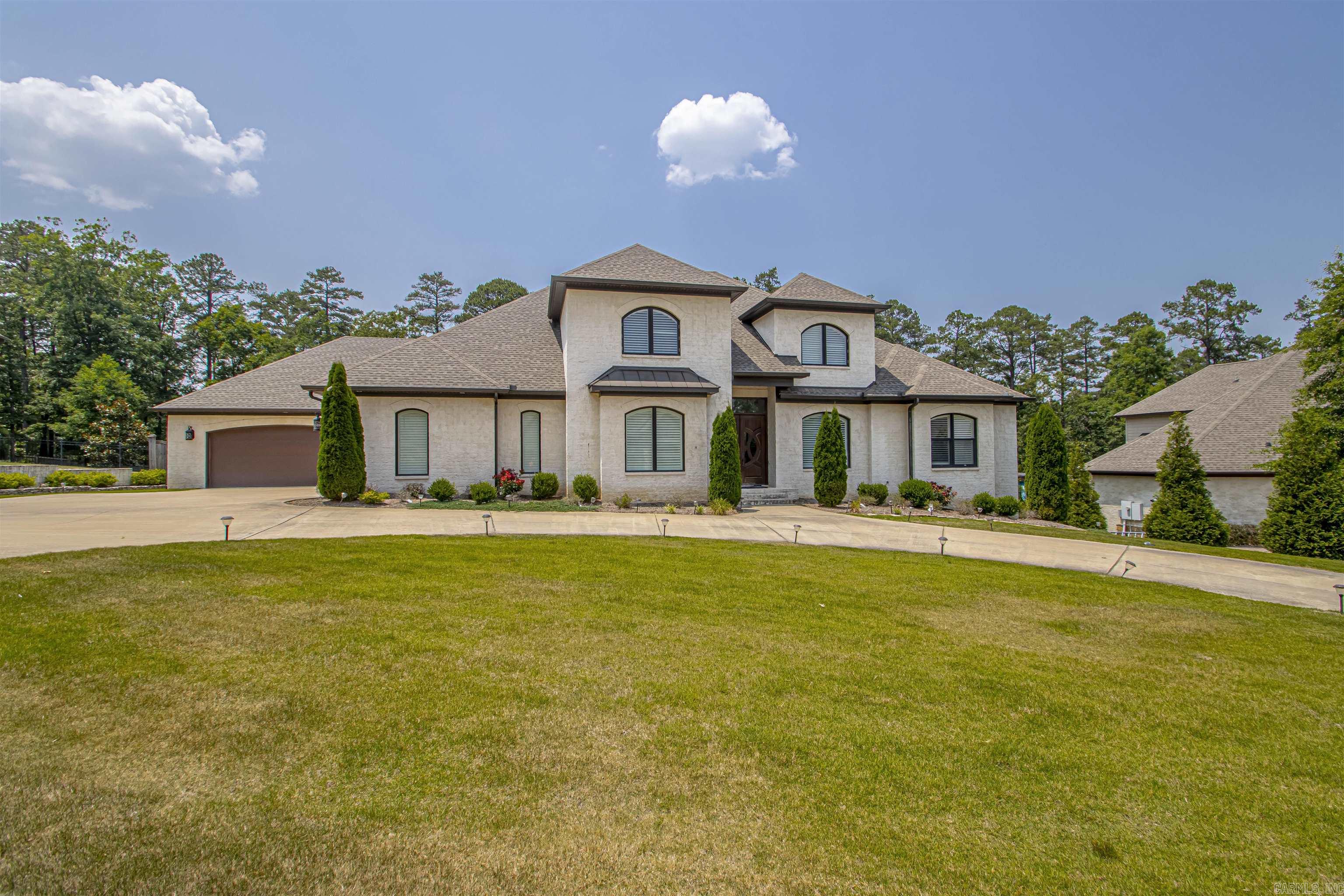 CHENAL VALLEY "ACCADIA COURT" - Residential