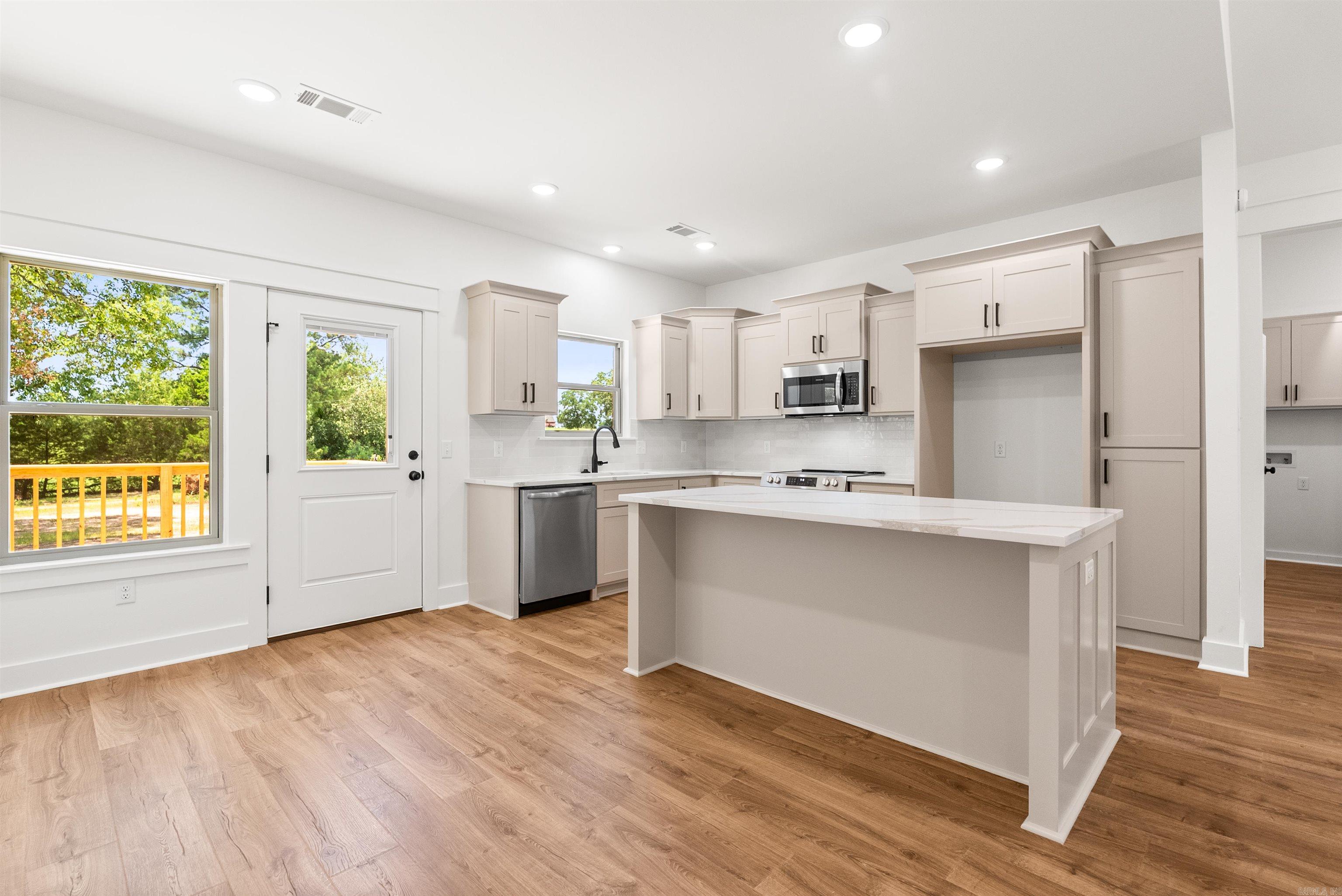 SUMMERLYN SUBDIVISION - Residential