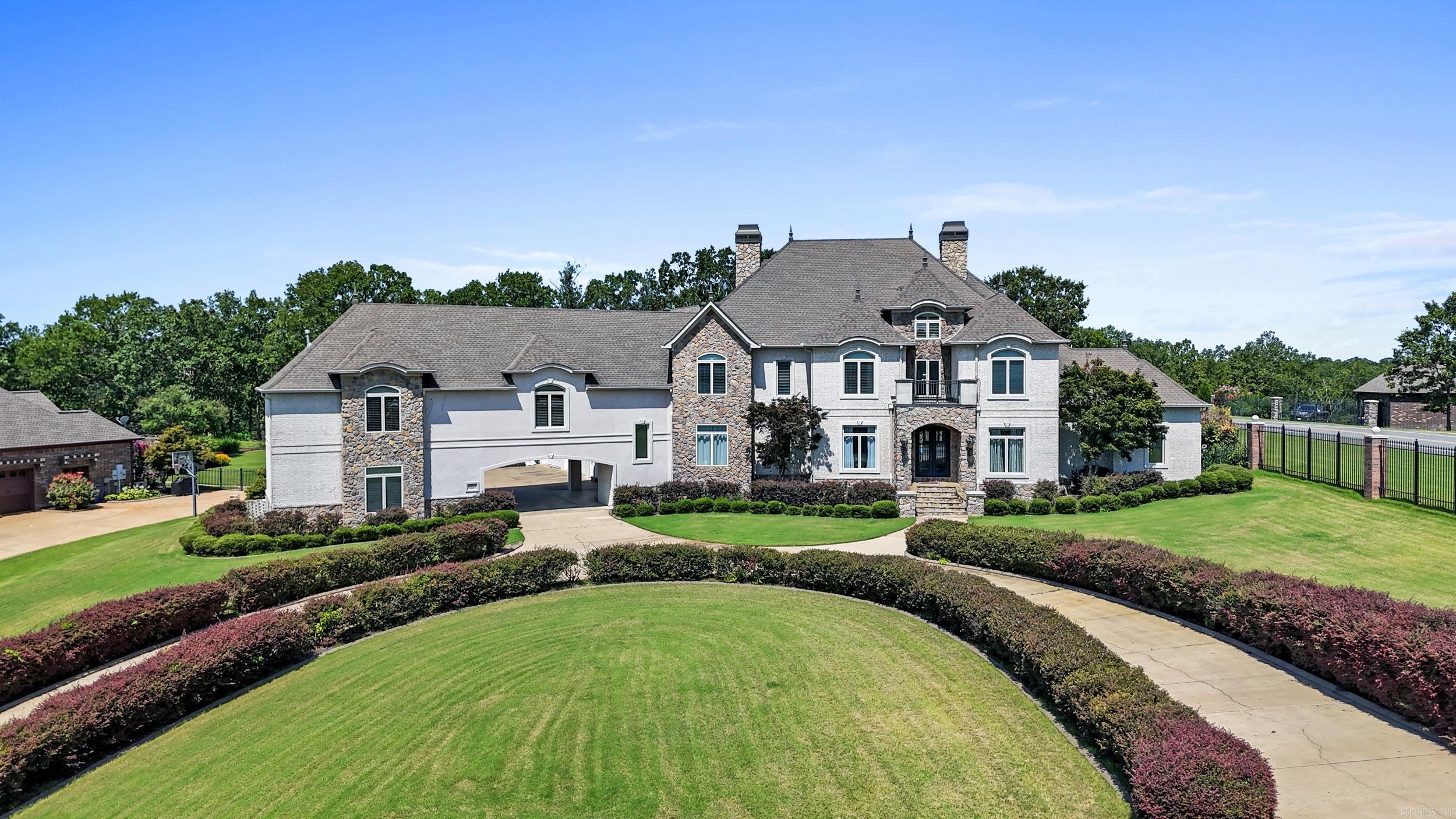 GREYSTONE - Residential