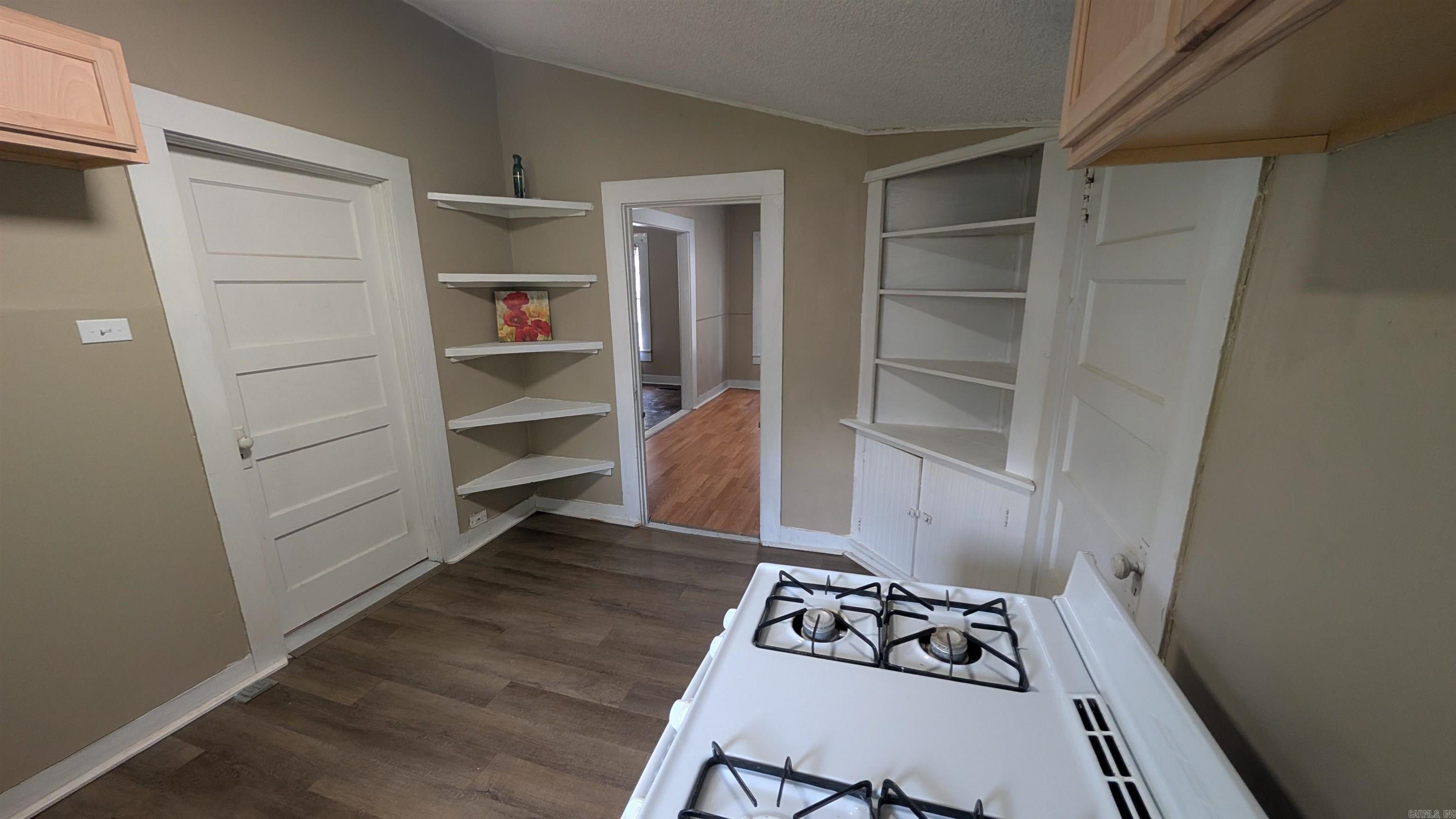 McNeil - Residential