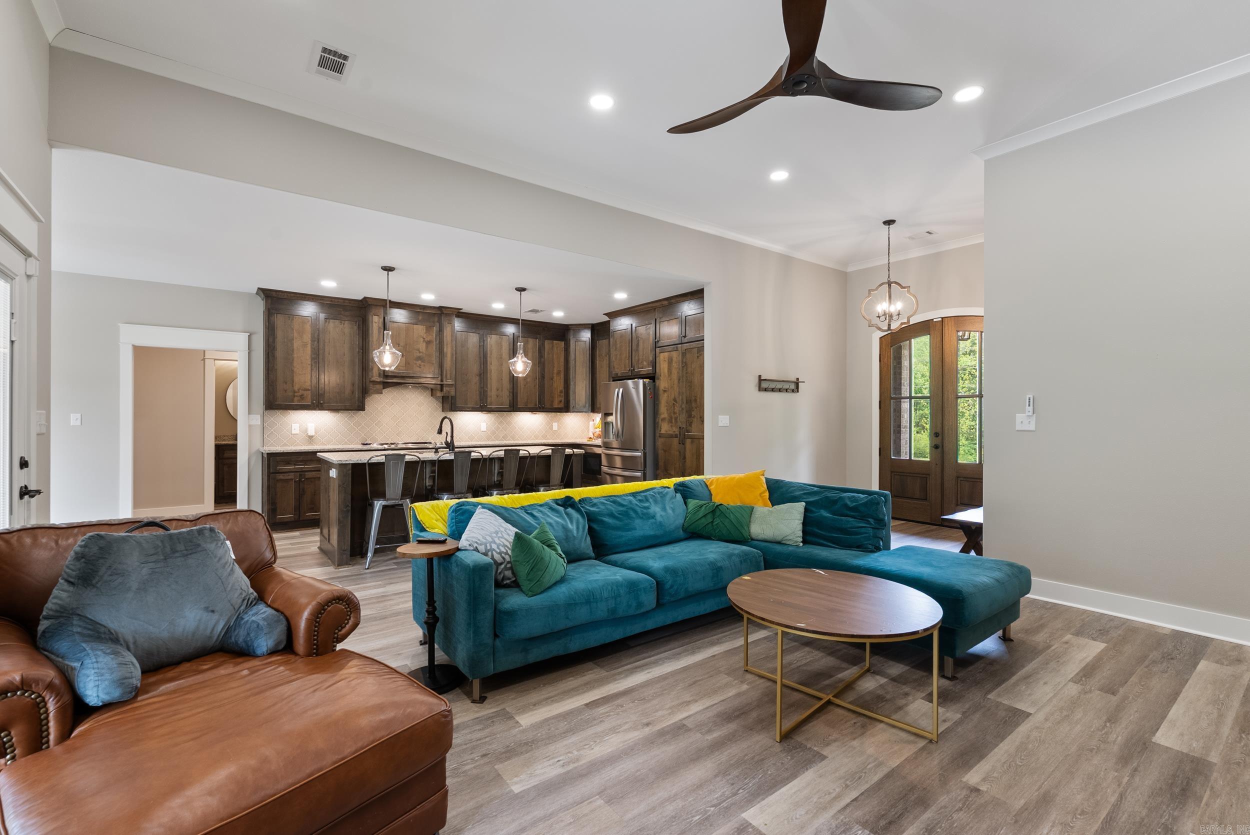 REPUBLICAN VALLEY ESTATES - Residential
