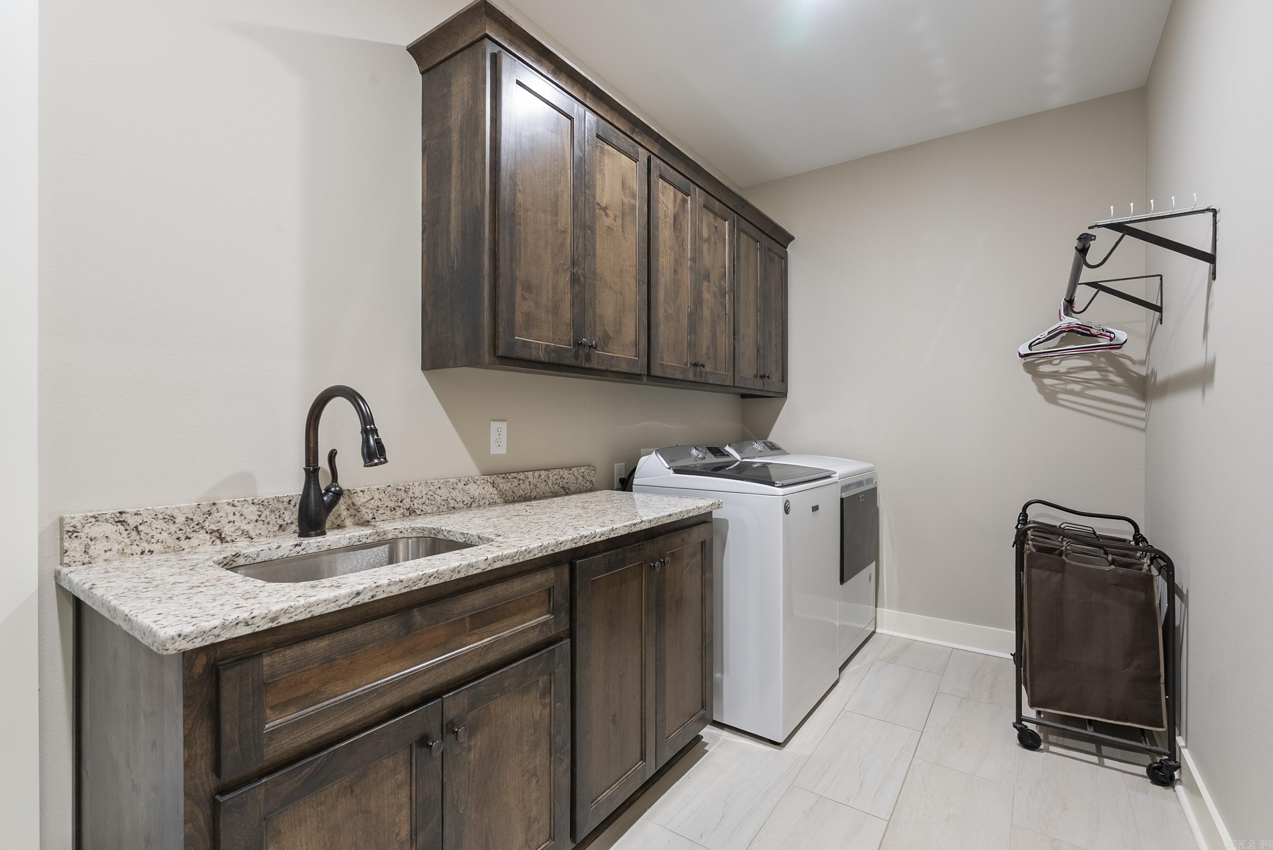 REPUBLICAN VALLEY ESTATES - Residential