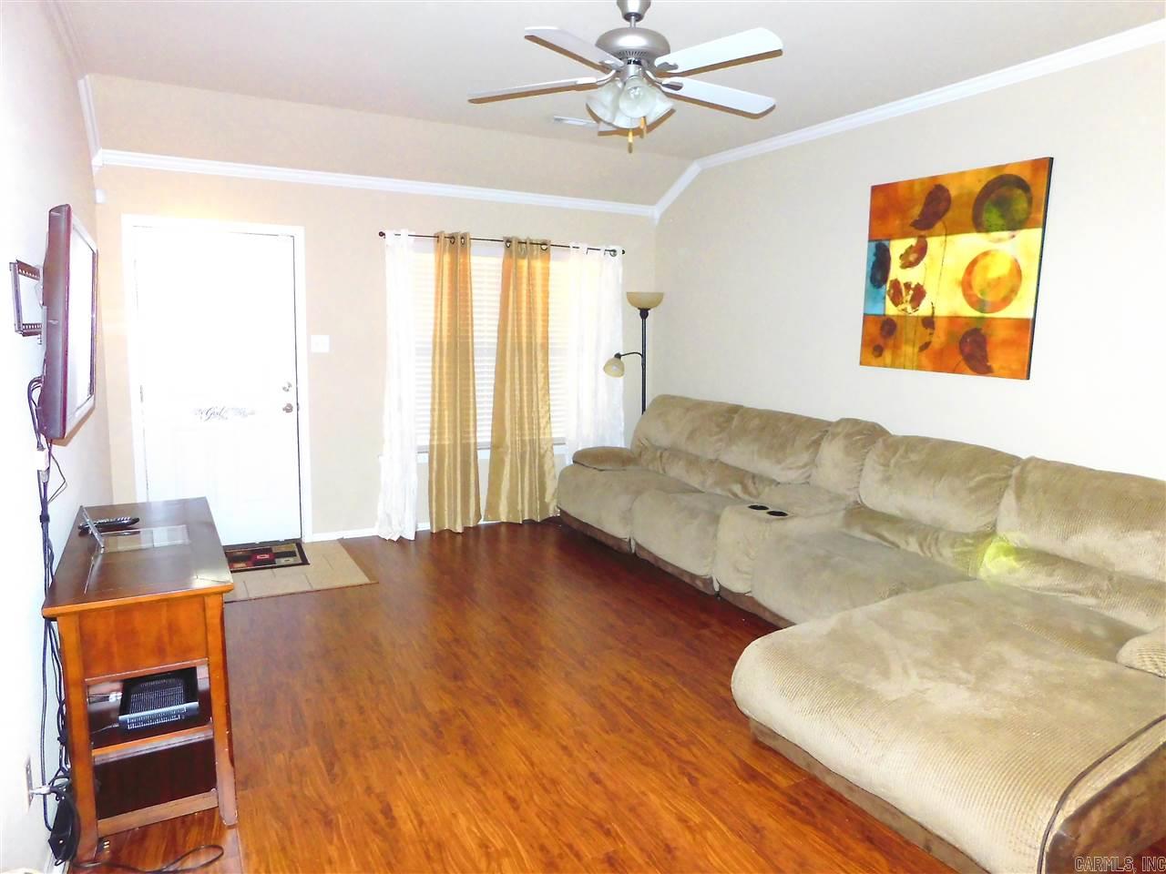 PARKWAY MEADOWS - Residential