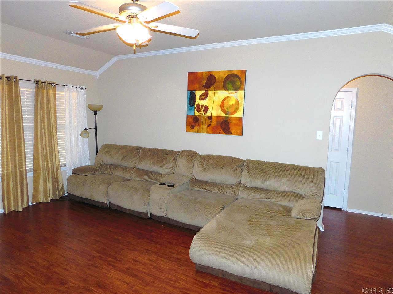 PARKWAY MEADOWS - Residential