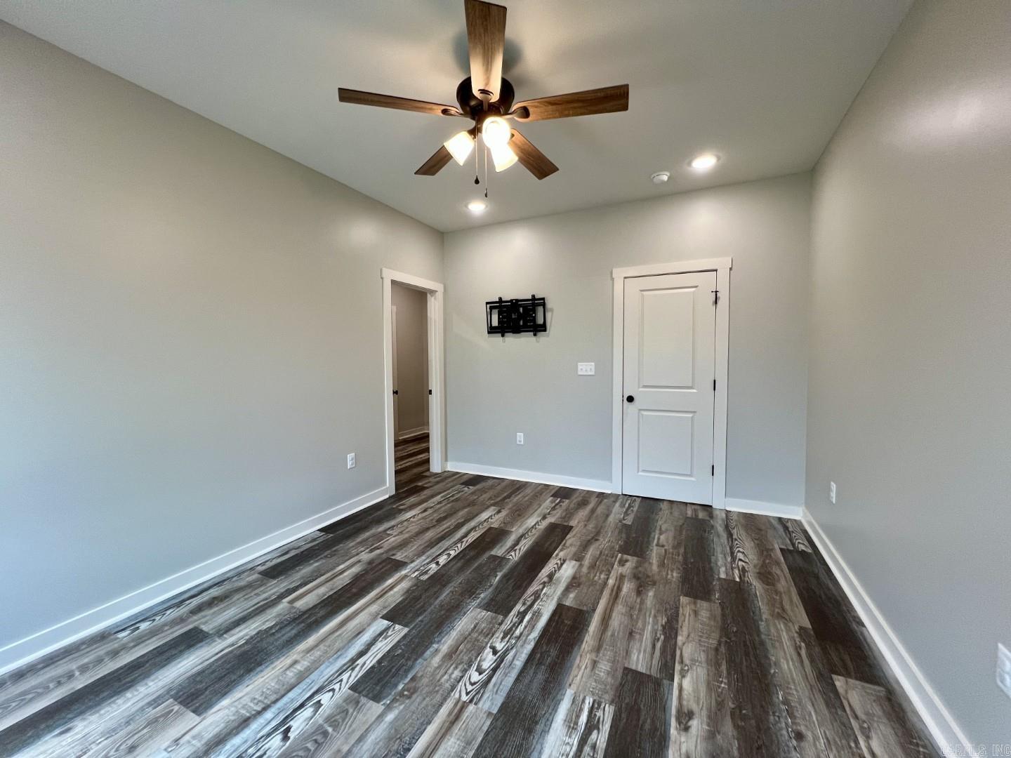 STELLA ESTATES - Residential