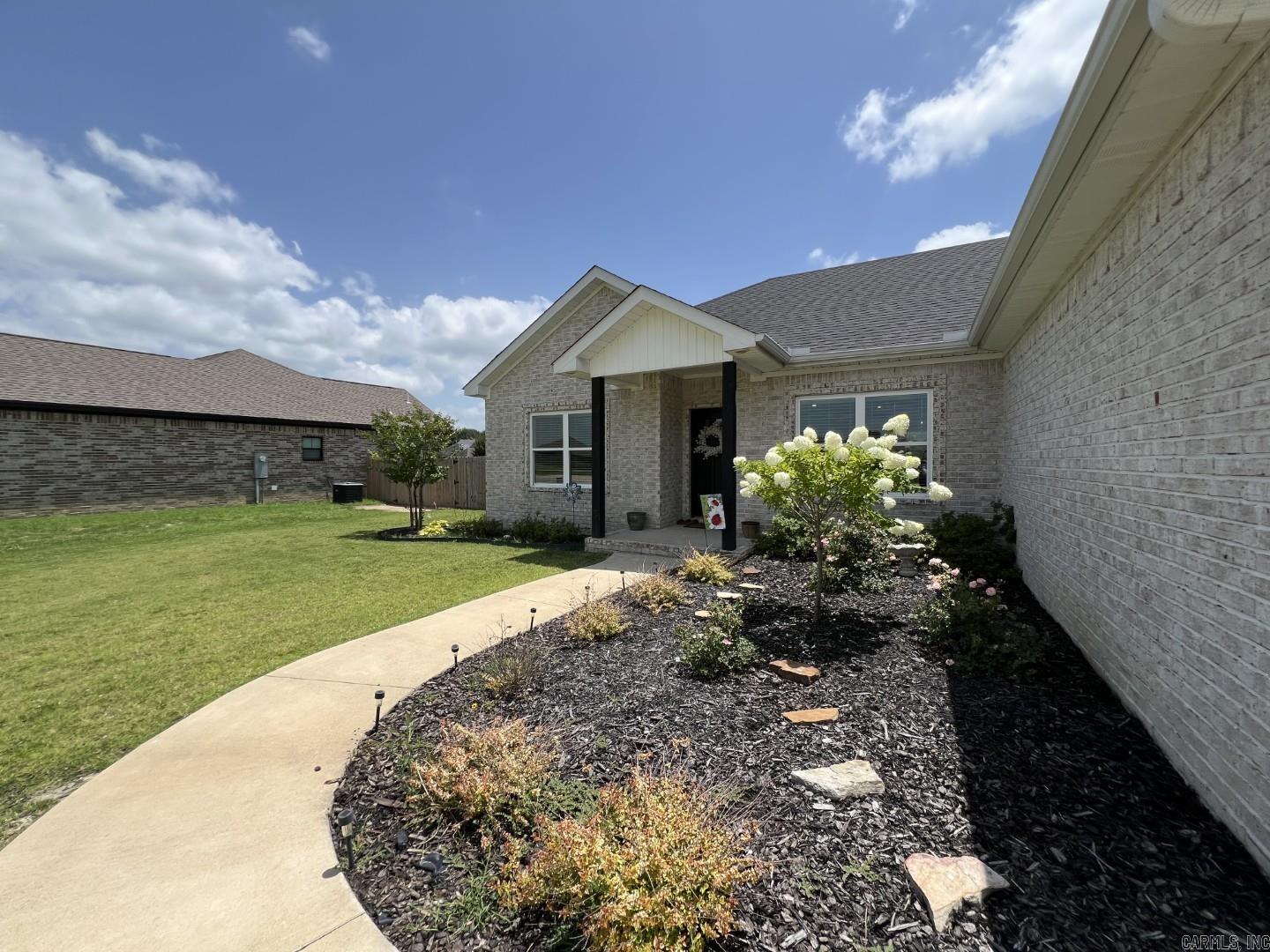 STELLA ESTATES - Residential