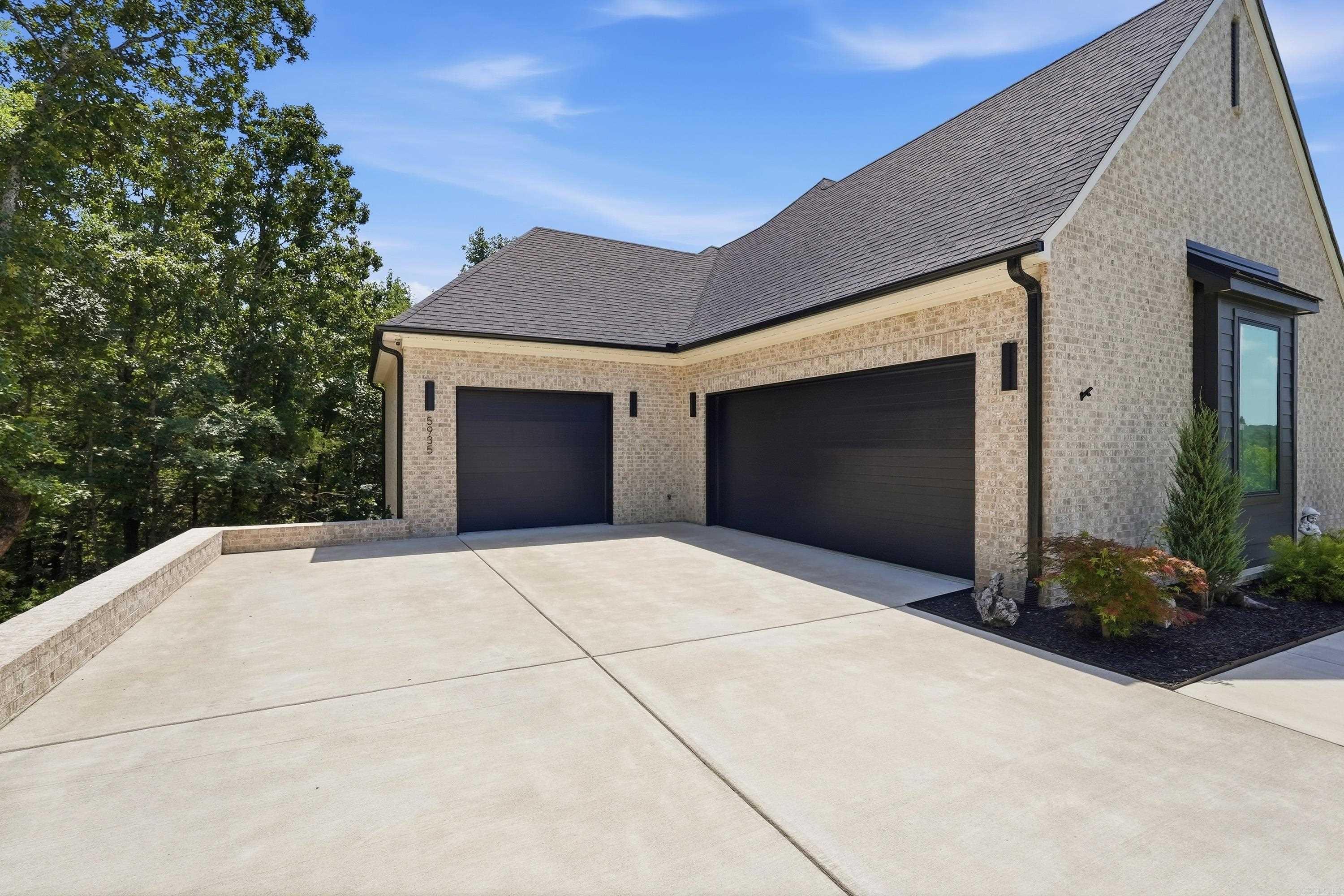 Spencer Mountain at the Lake - Residential