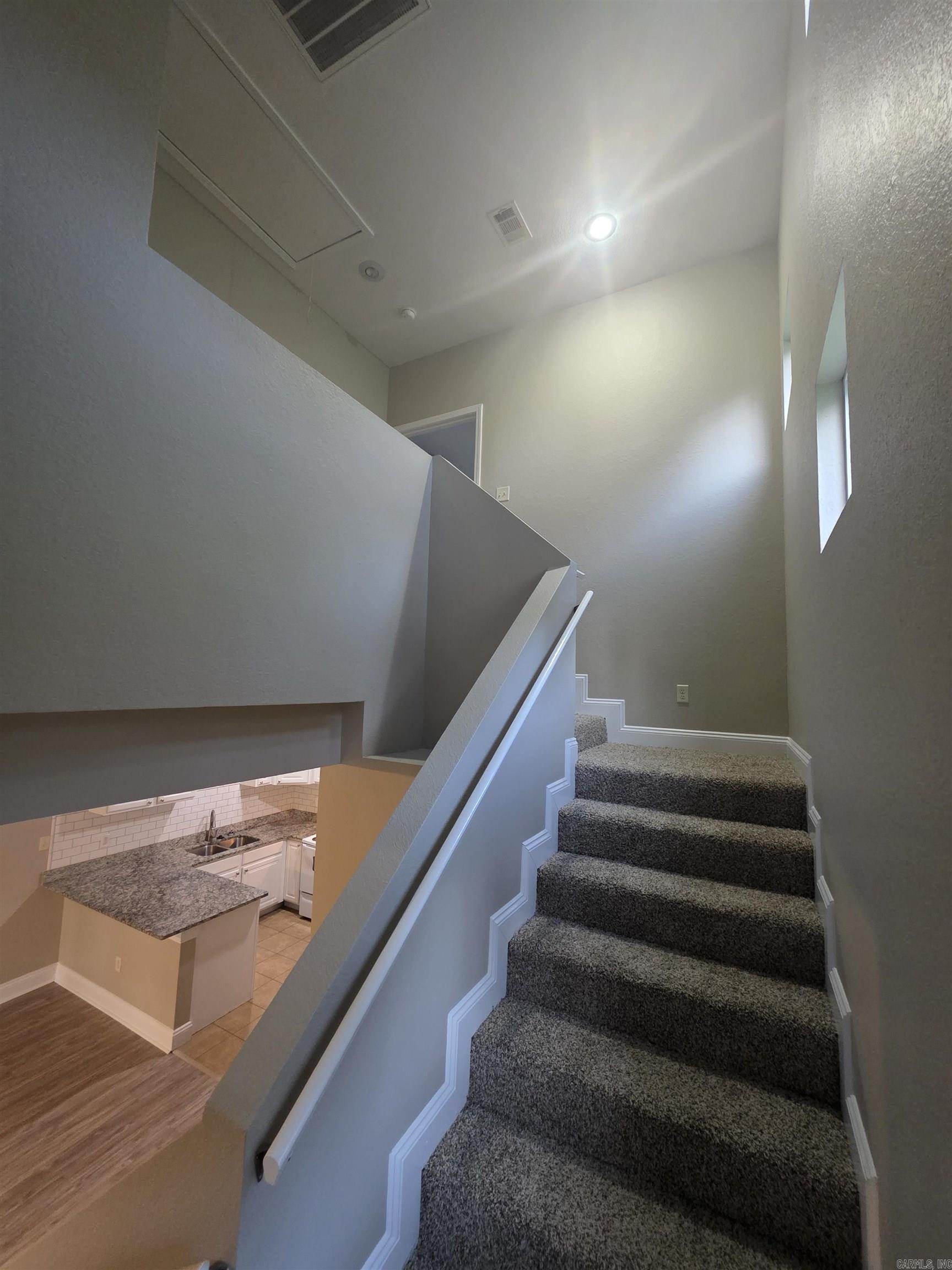 CAMRY COURT - Residential Lease