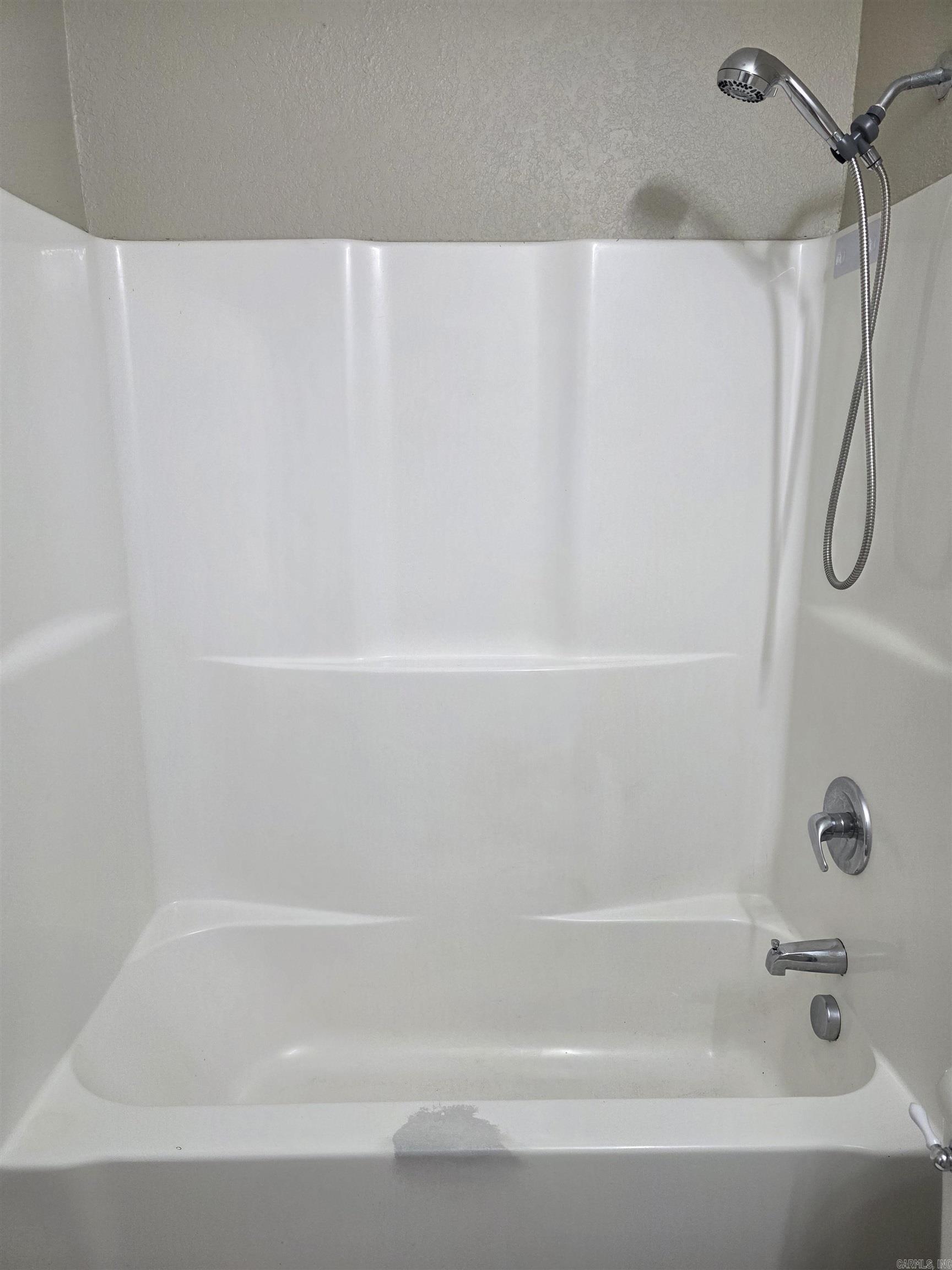 CAMRY COURT - Residential Lease