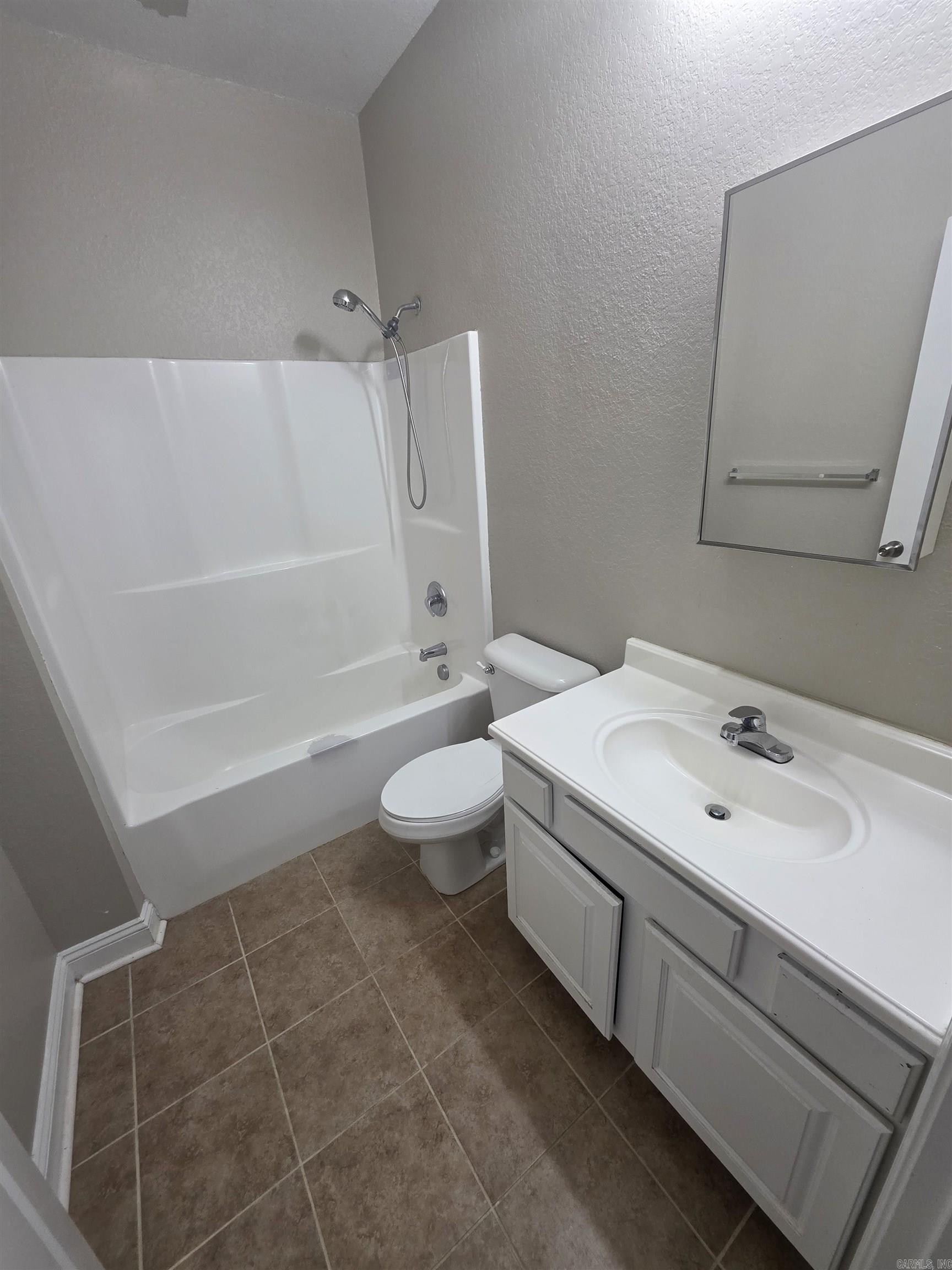 CAMRY COURT - Residential Lease