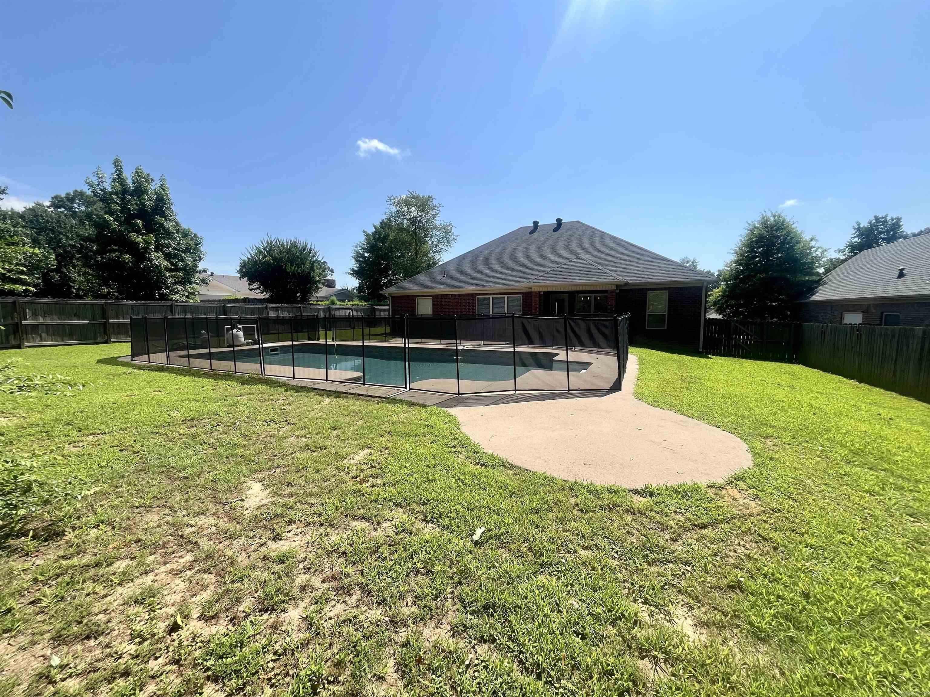 Tradewinds - Residential
