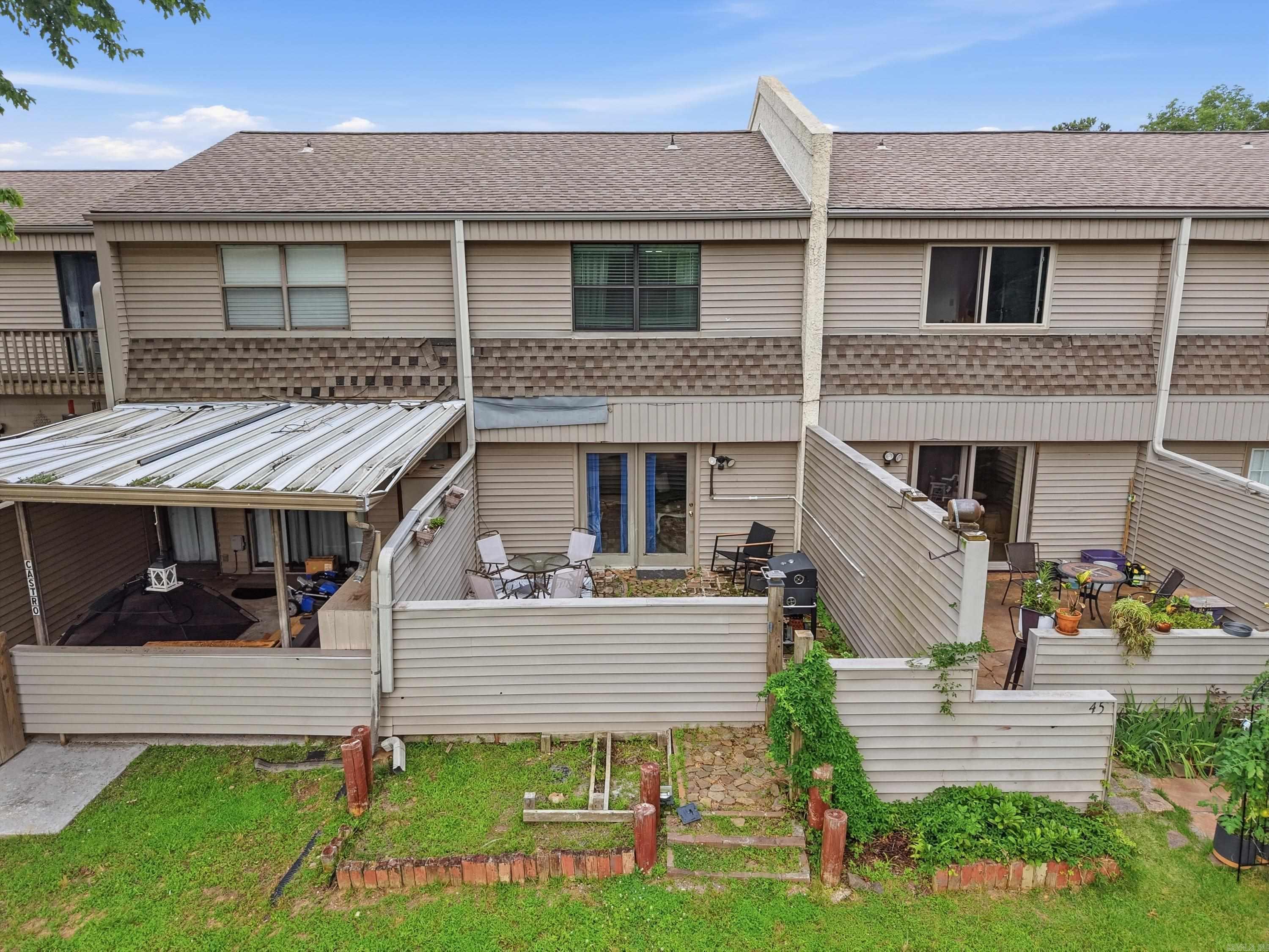 LAKEWOOD HILLS CONDO - Residential