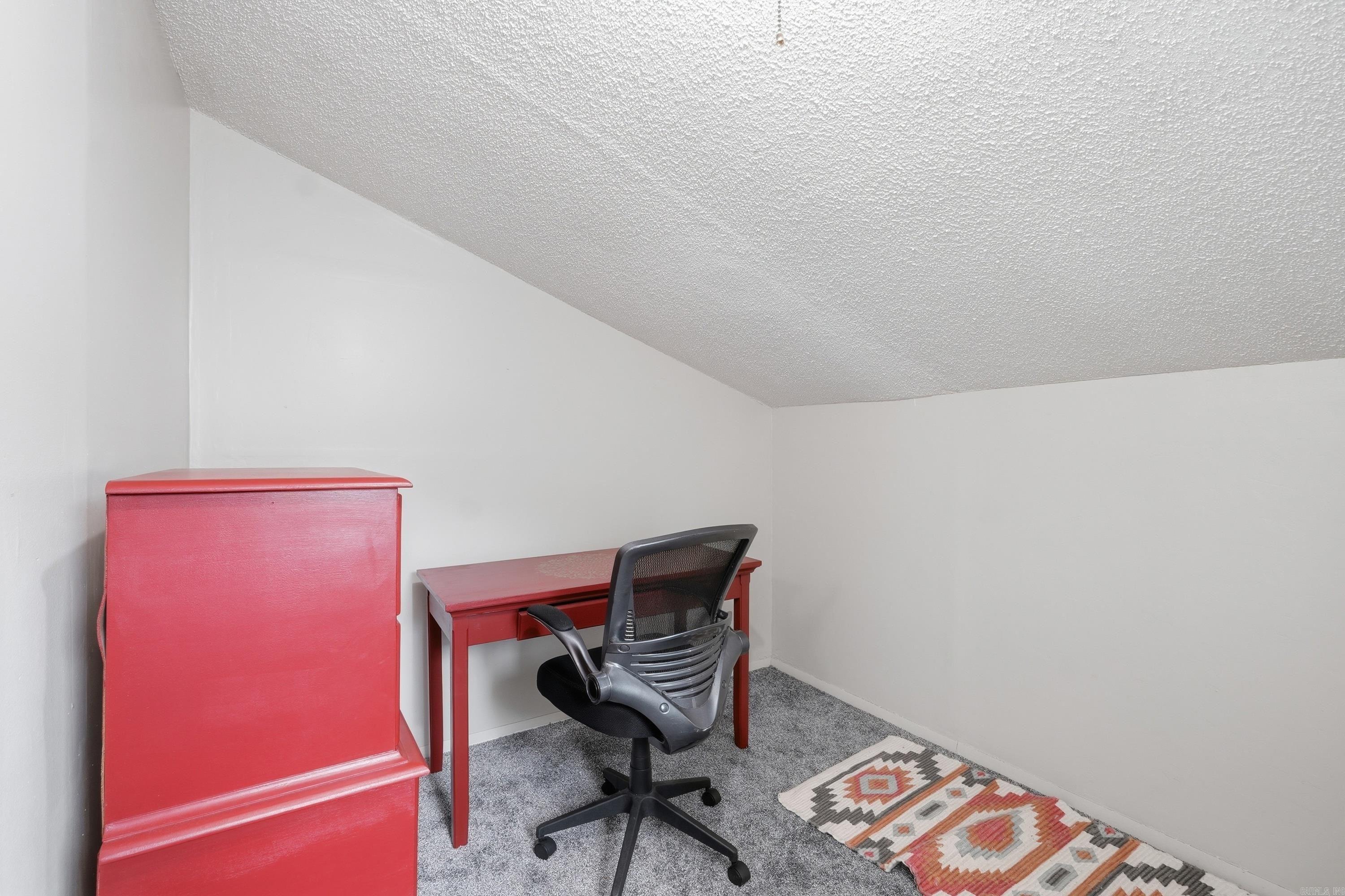 LAKEWOOD HILLS CONDO - Residential