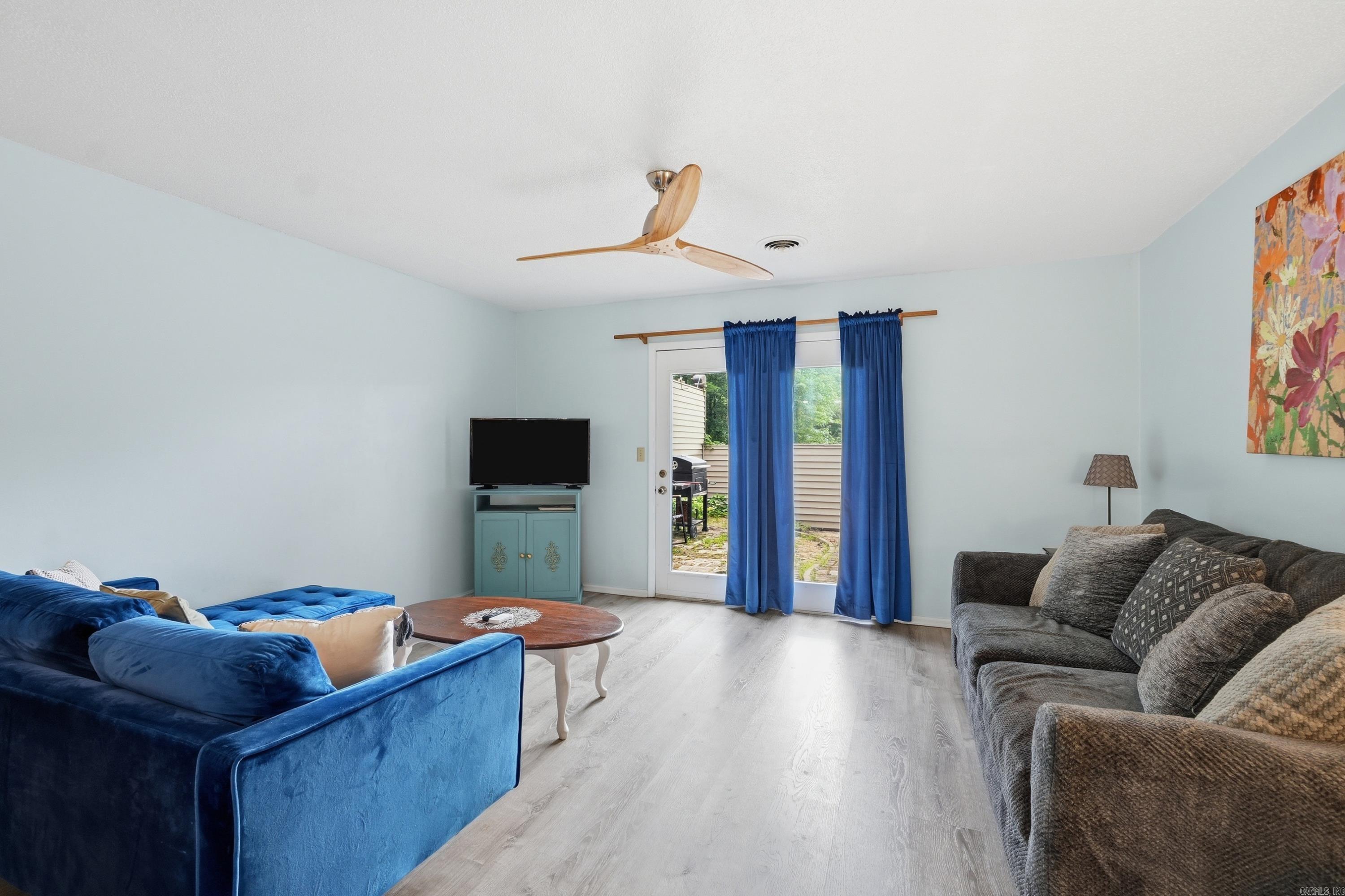 LAKEWOOD HILLS CONDO - Residential