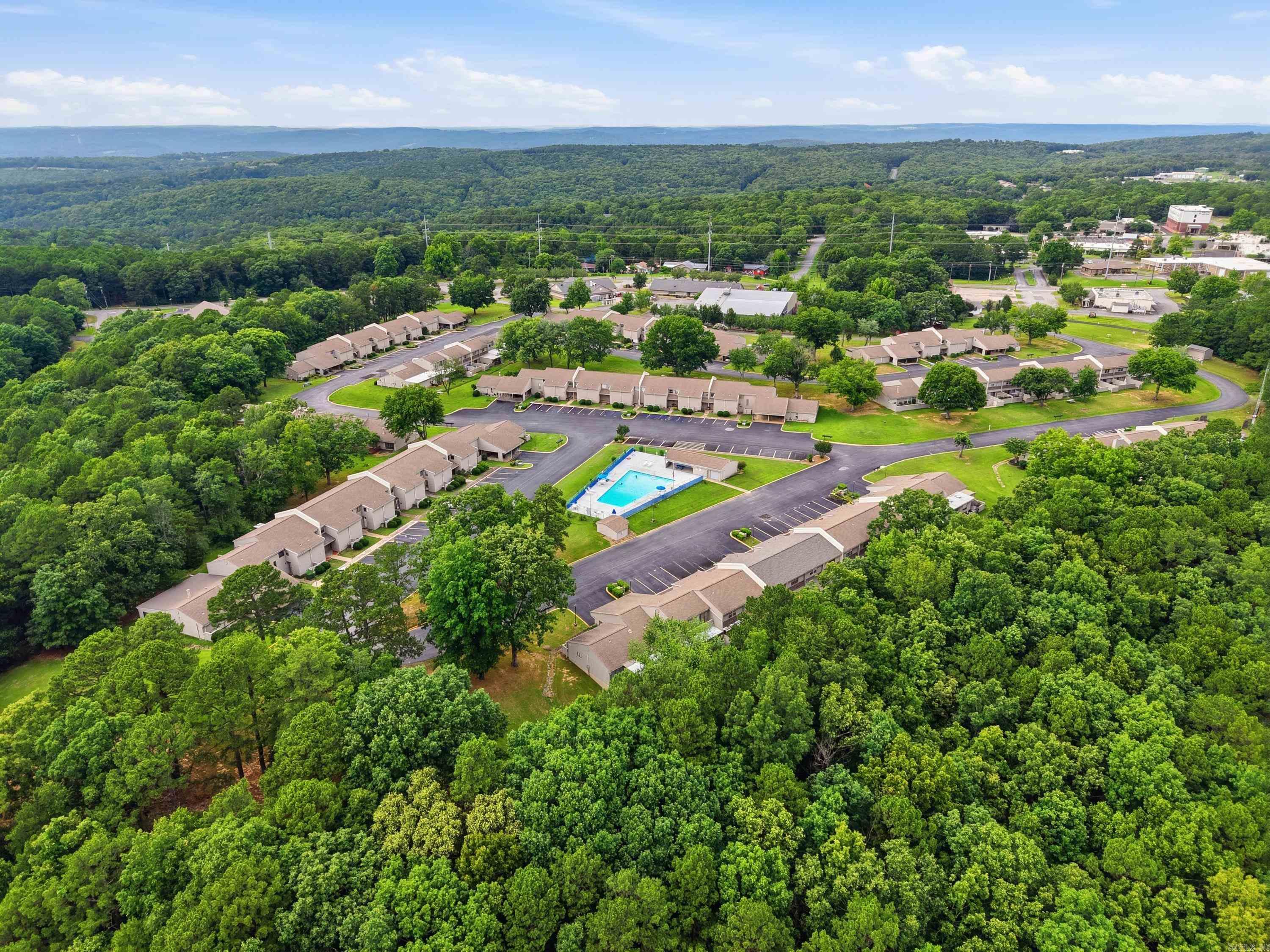 LAKEWOOD HILLS CONDO - Residential