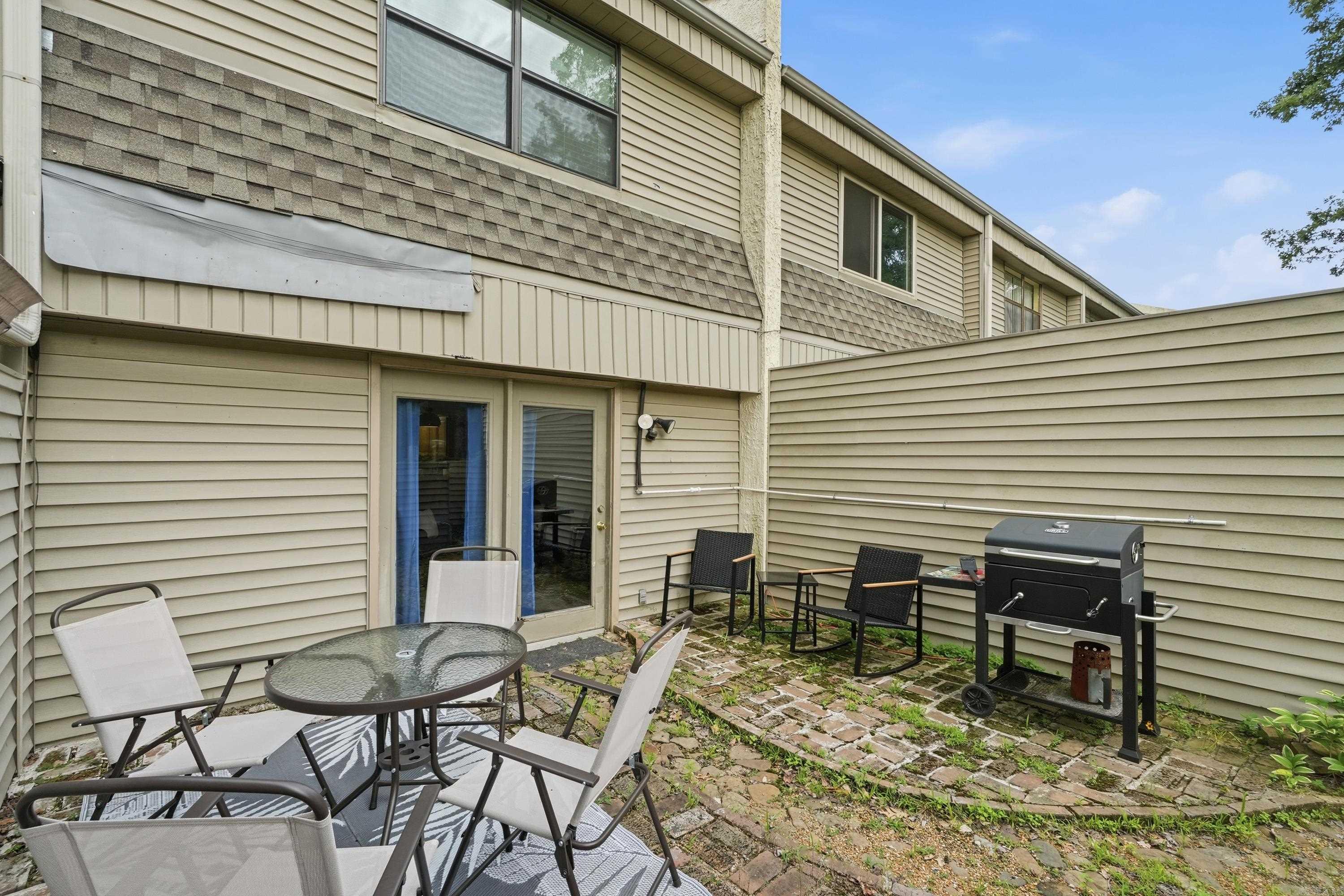 LAKEWOOD HILLS CONDO - Residential