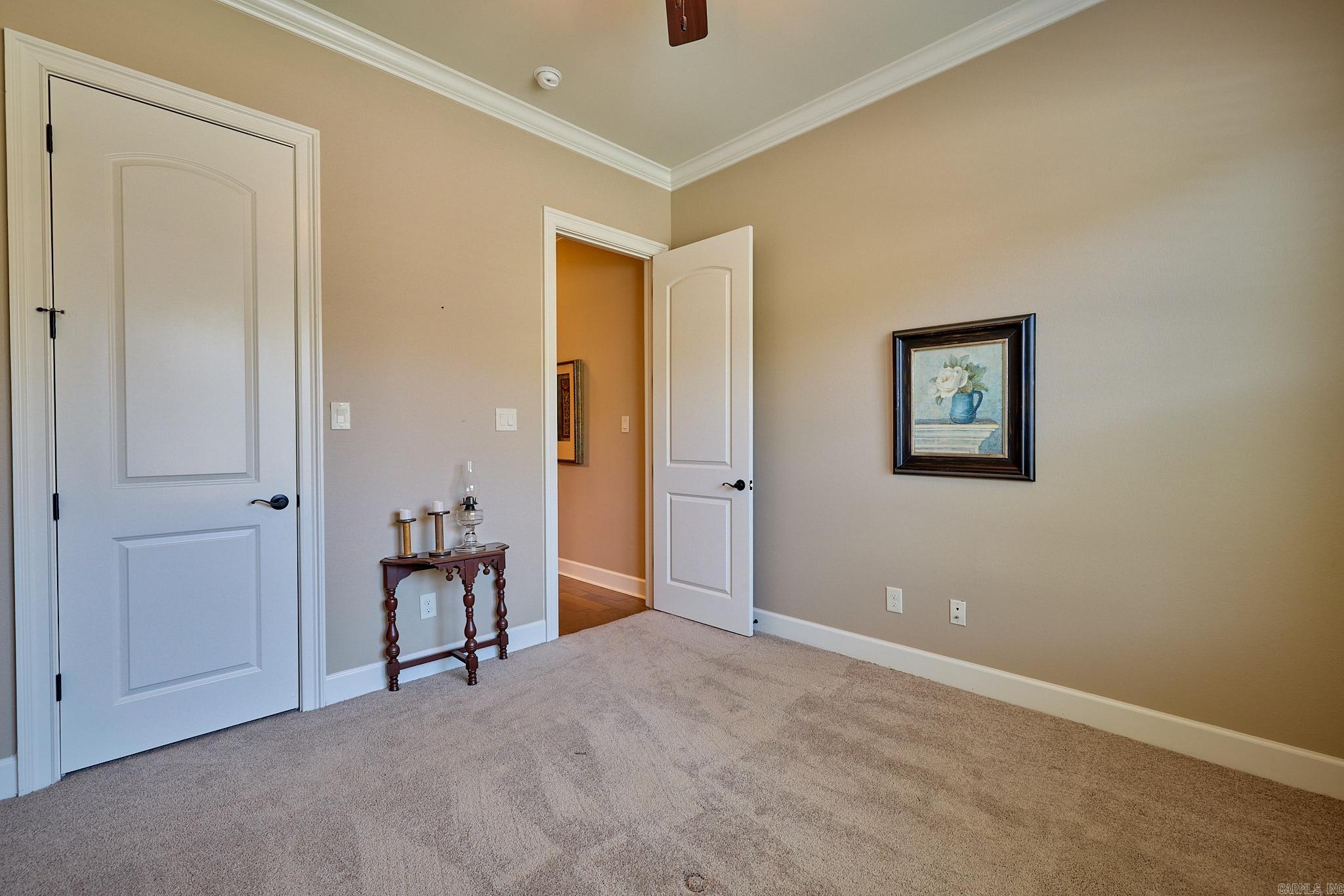 HUNTER CROSSING - Residential