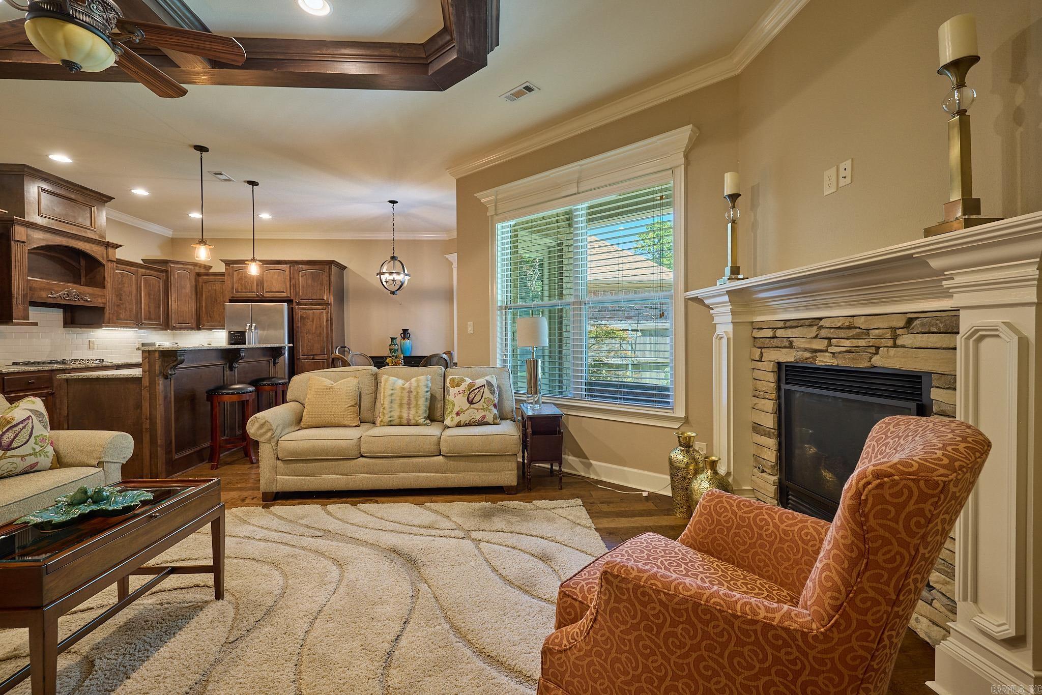 HUNTER CROSSING - Residential