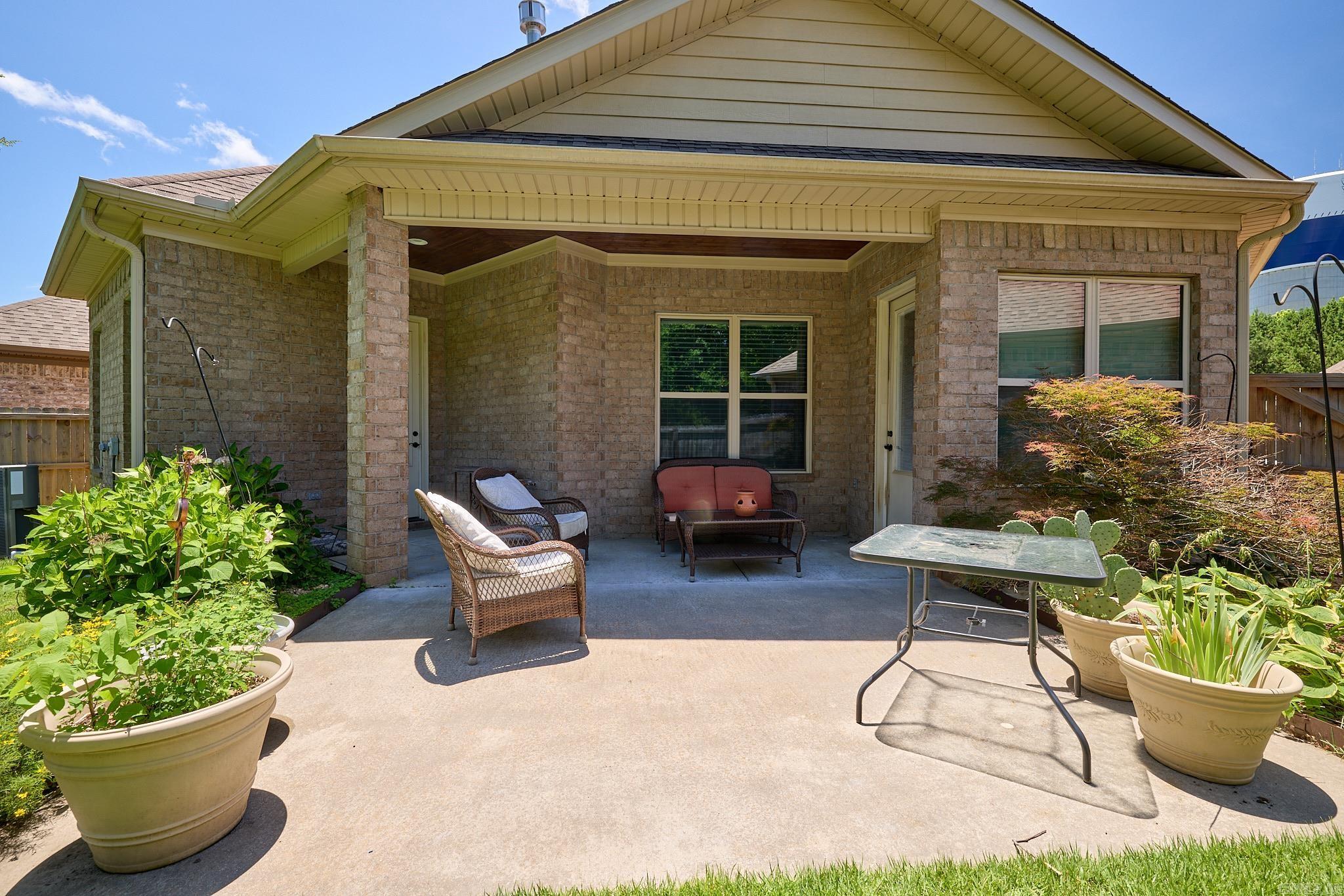 HUNTER CROSSING - Residential