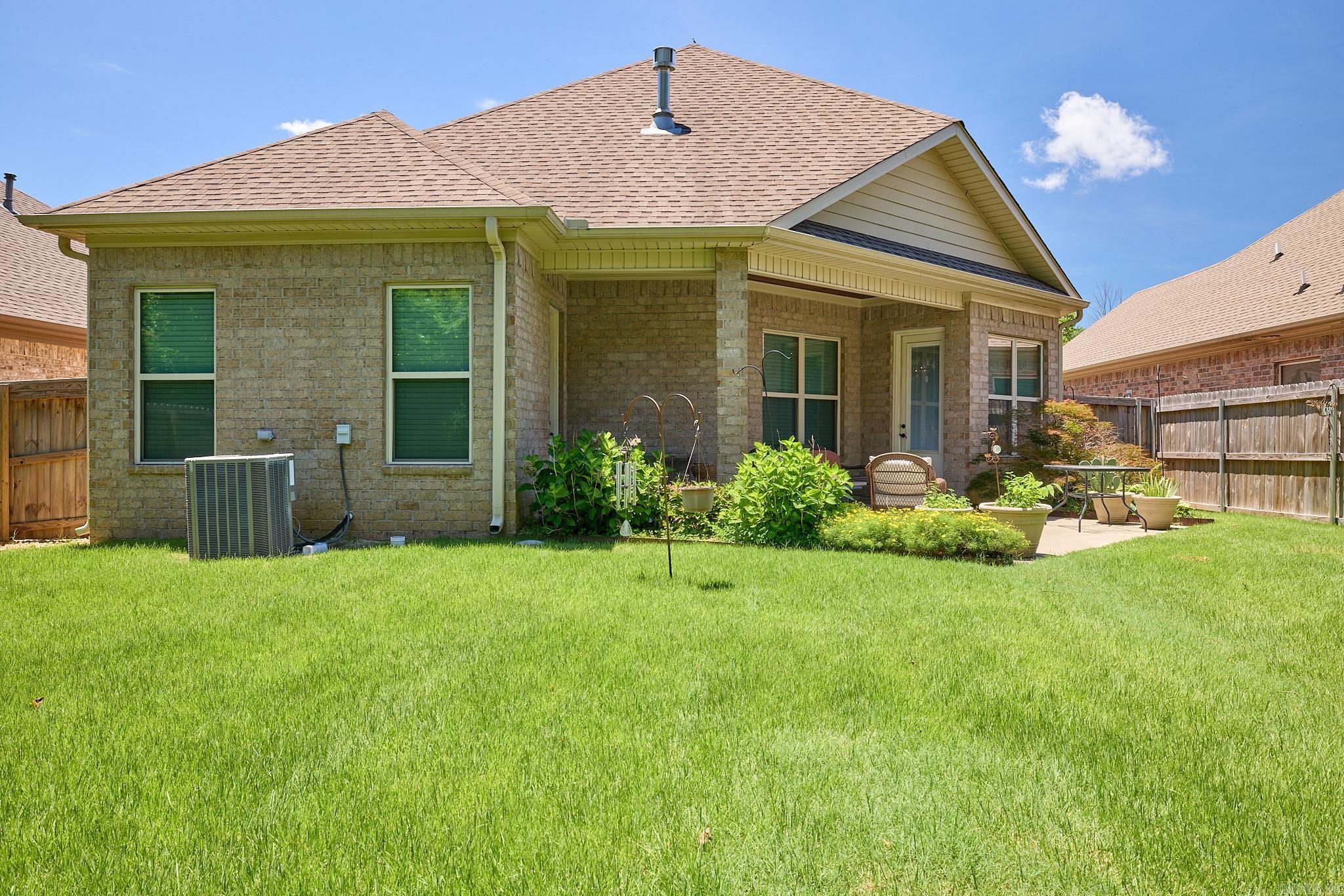 HUNTER CROSSING - Residential