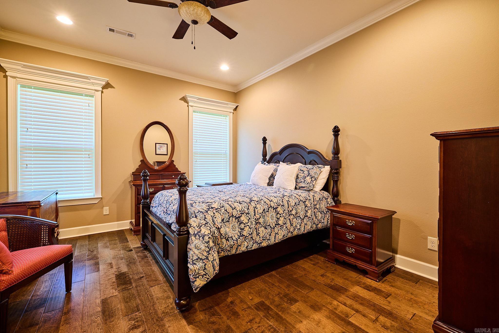 HUNTER CROSSING - Residential