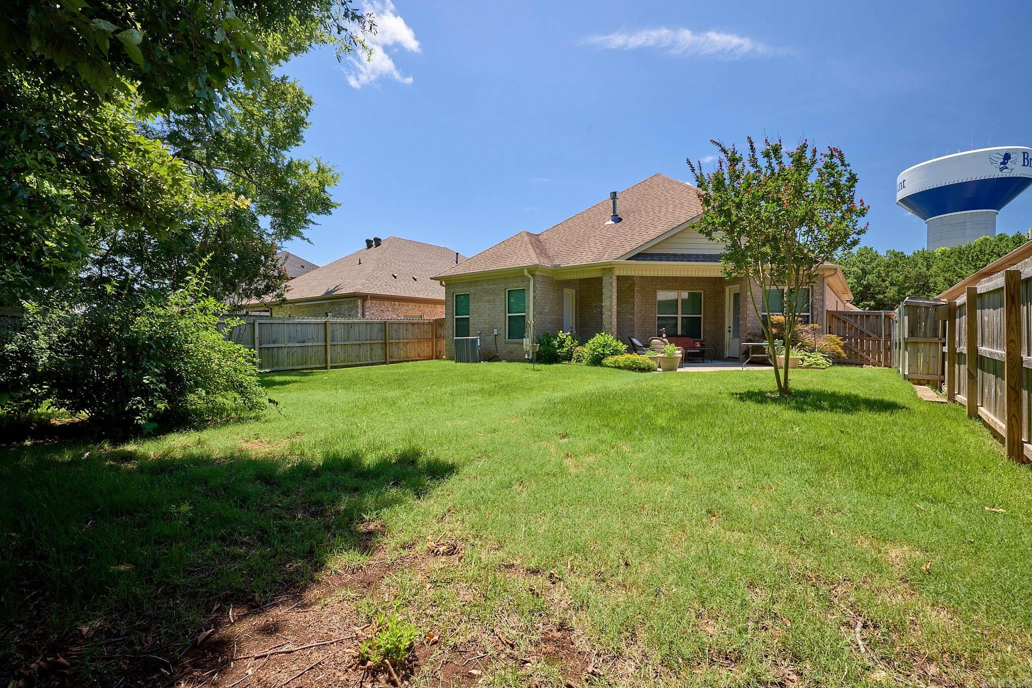 HUNTER CROSSING - Residential