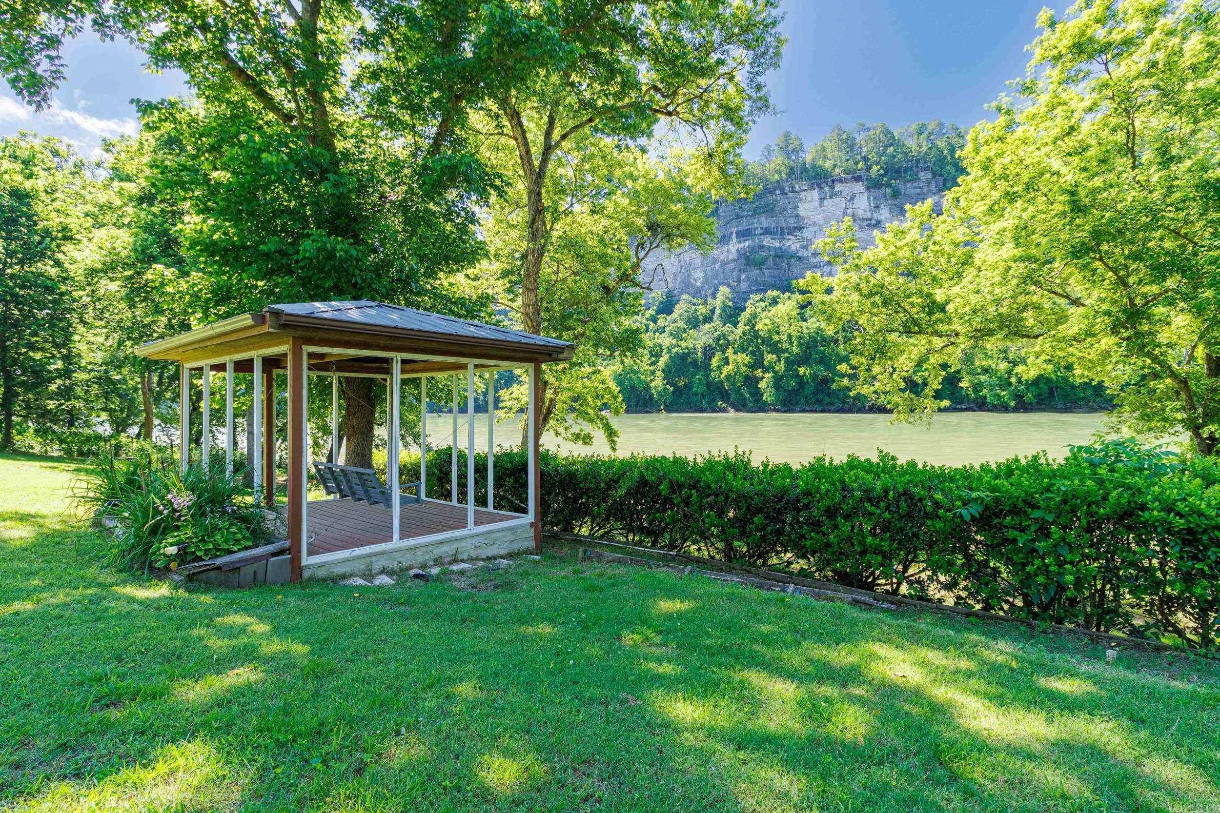 PORTERFIELD ESTATES - Residential
