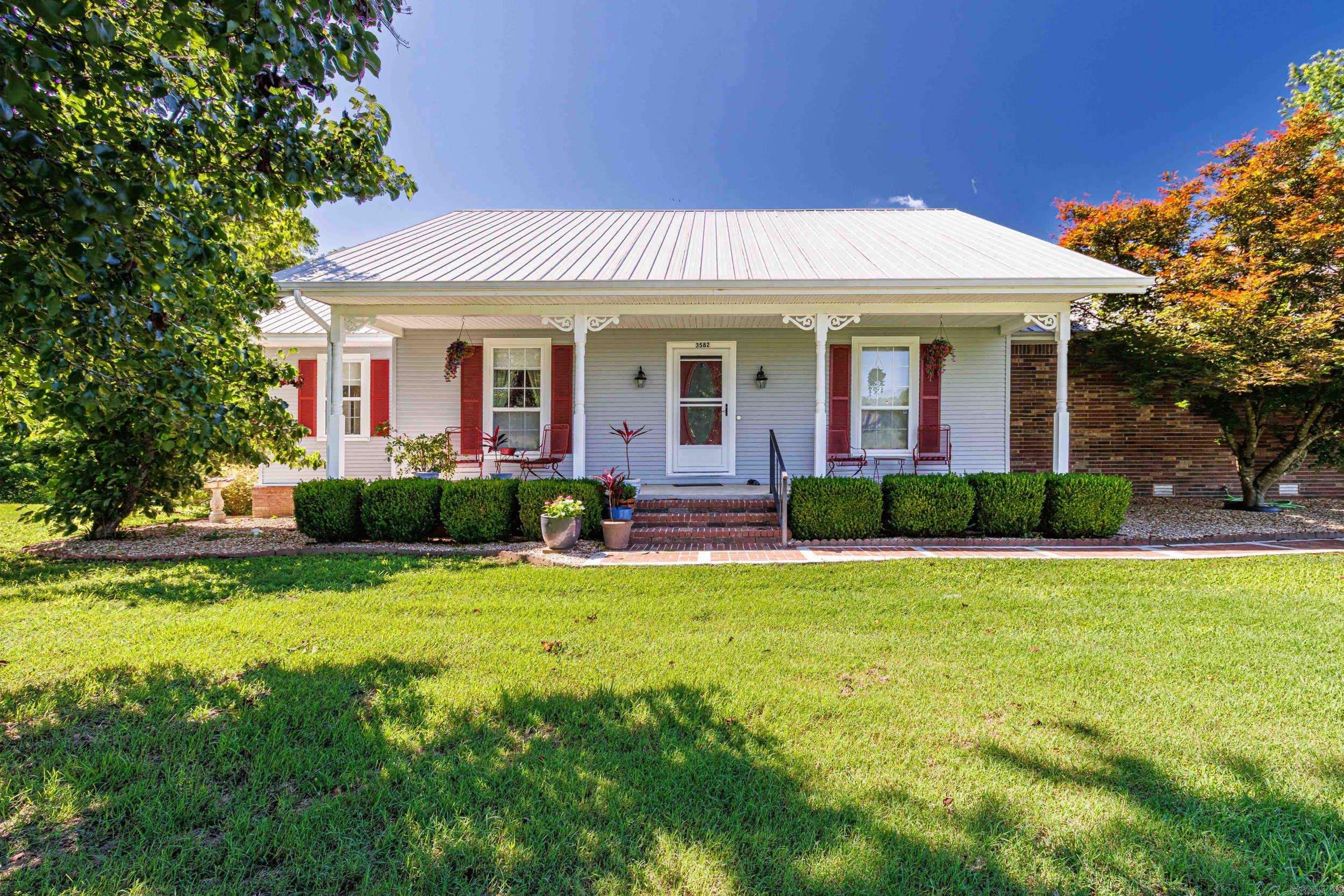 PORTERFIELD ESTATES - Residential
