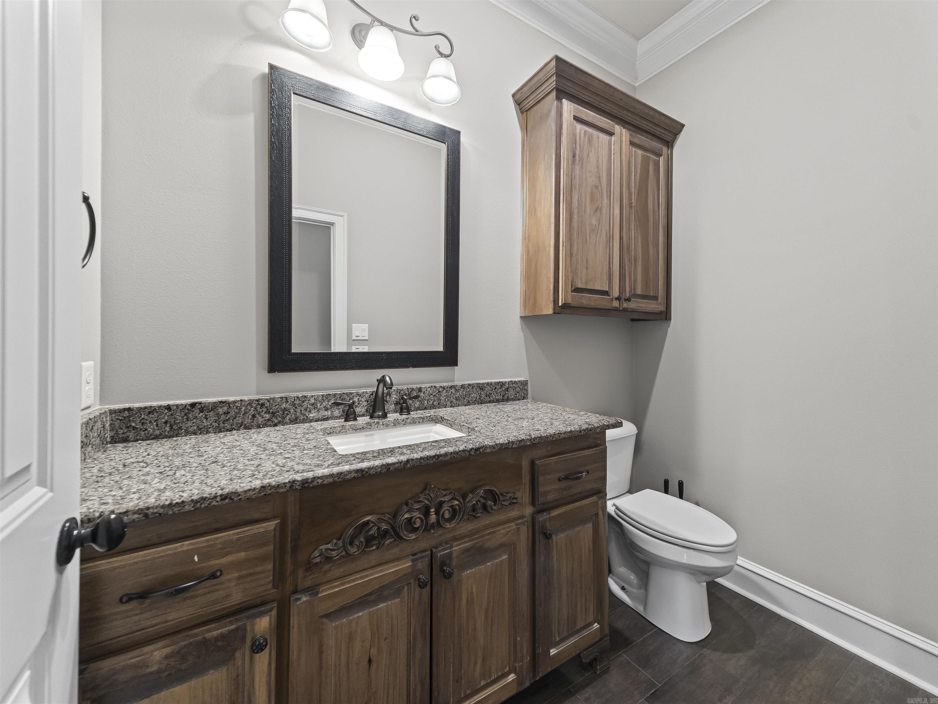 ARLINGTON PARK - Residential
