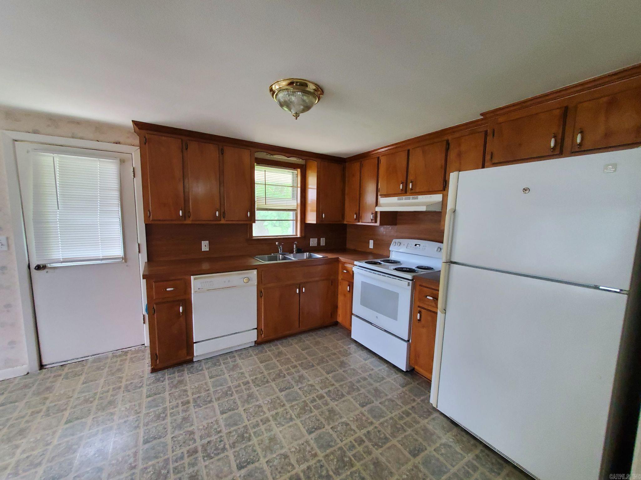 Reeves Pine Grove - Residential
