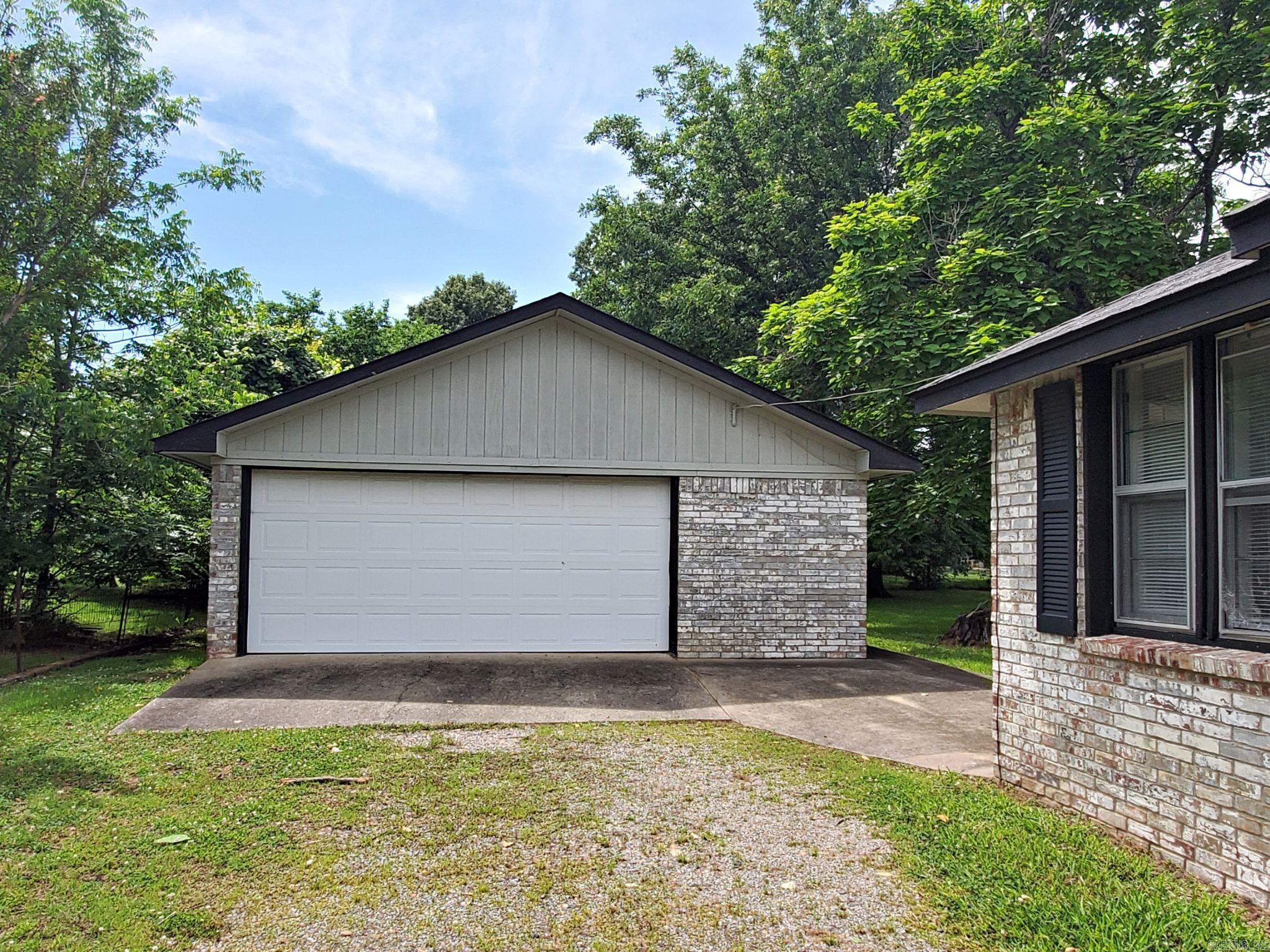 Reeves Pine Grove - Residential