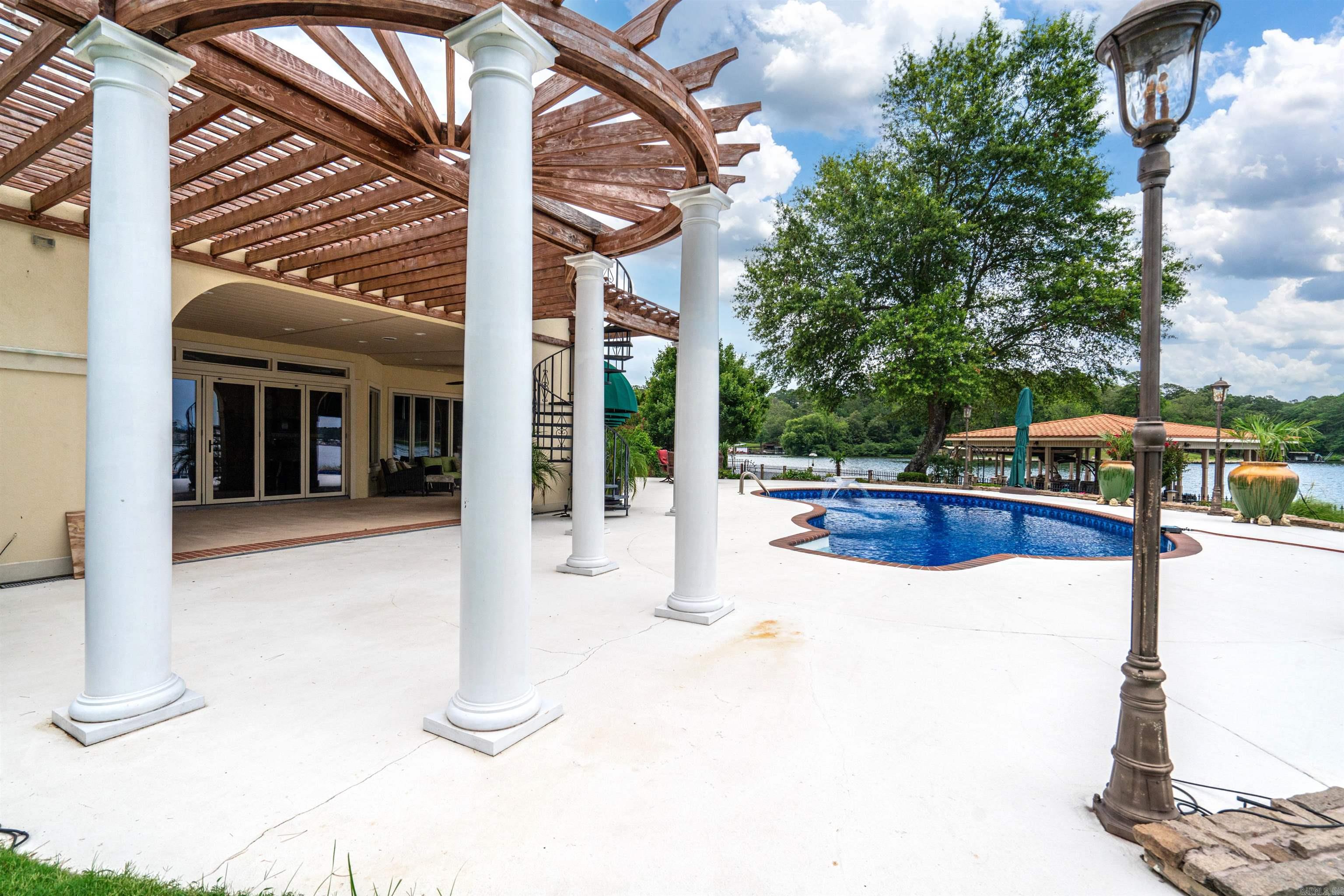 ARD POINTE - Residential