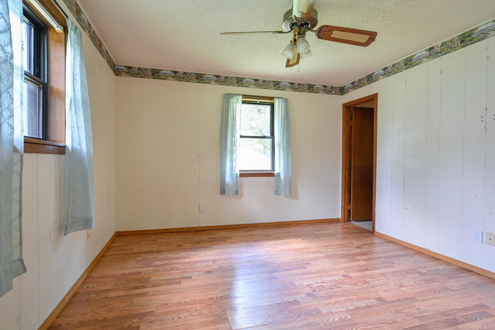 Halls Second - Residential