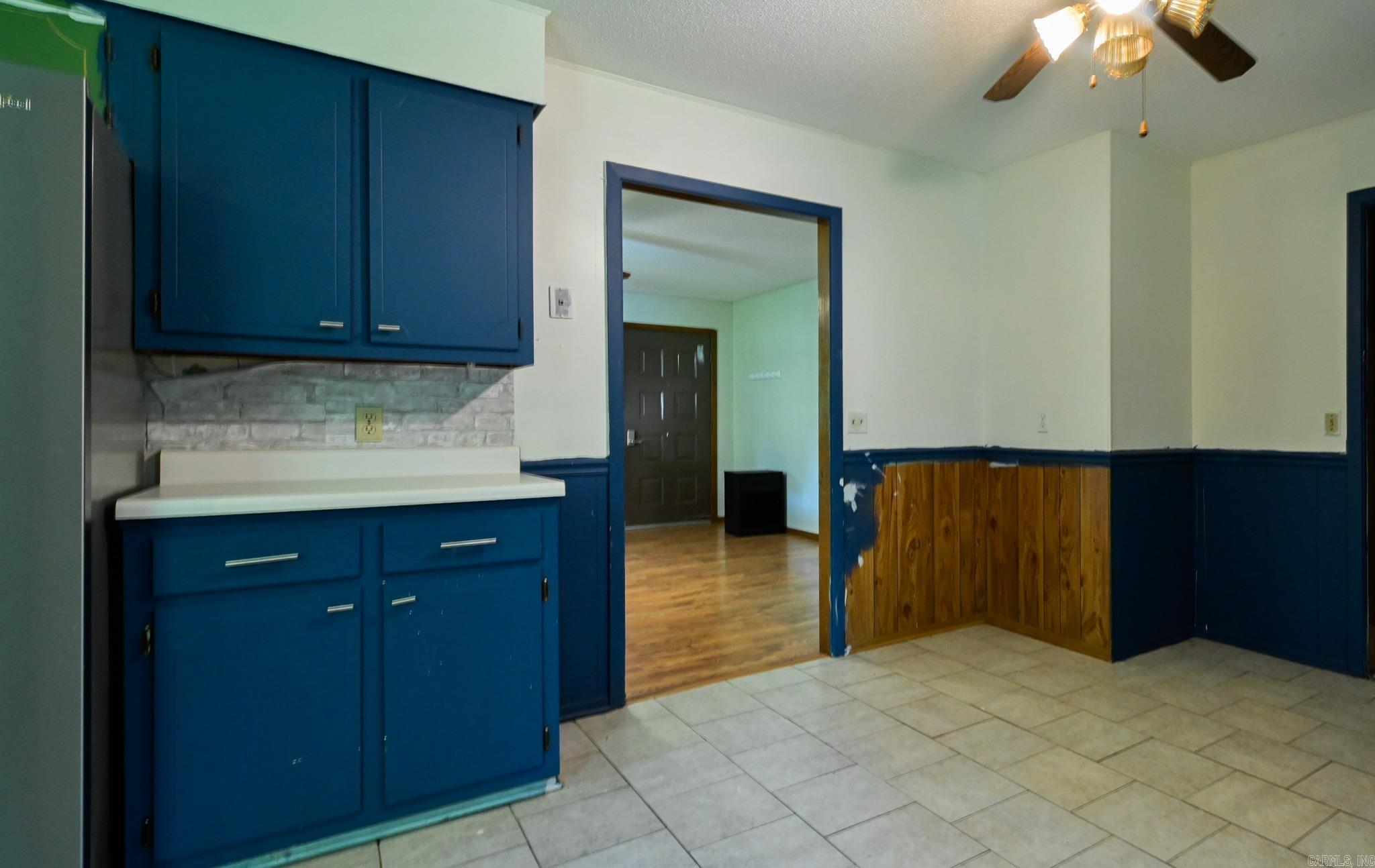 Halls Second - Residential