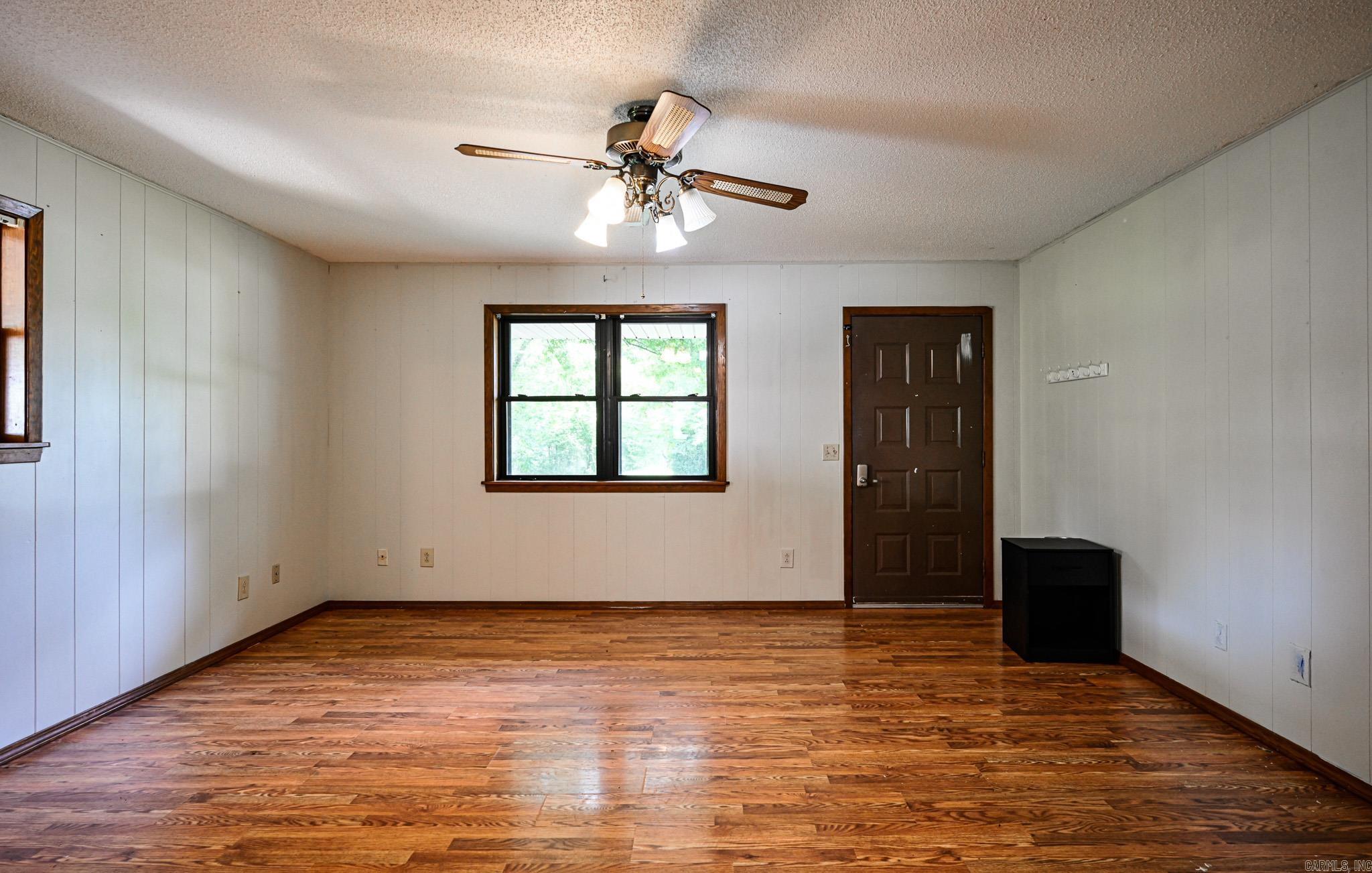 Halls Second - Residential
