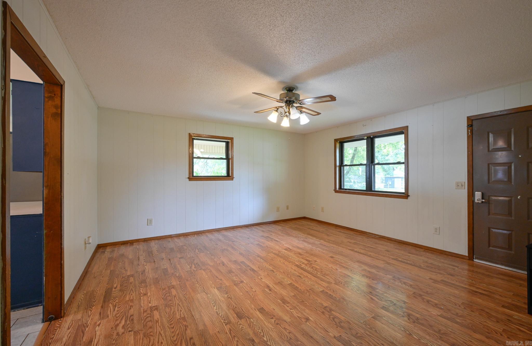 Halls Second - Residential