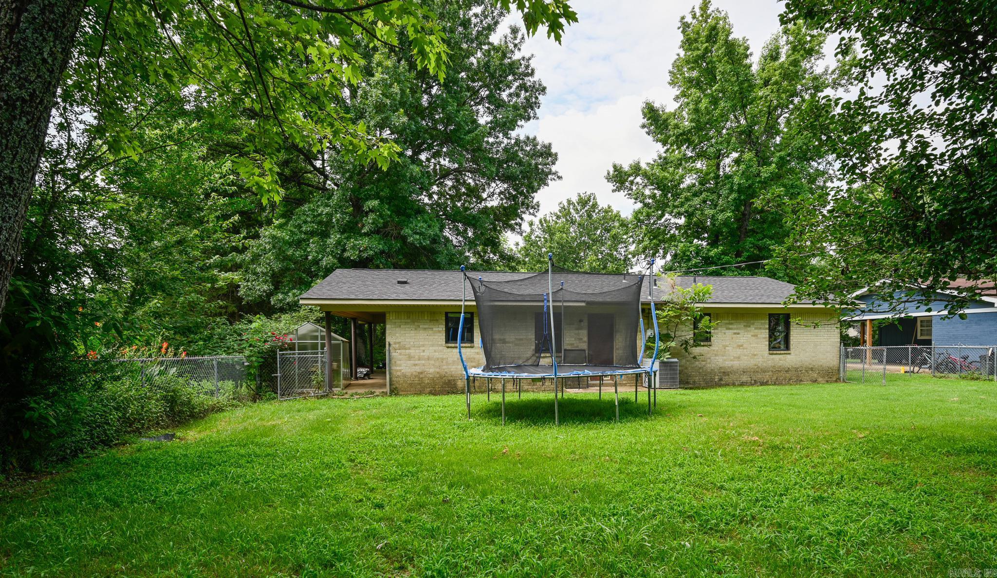 Halls Second - Residential