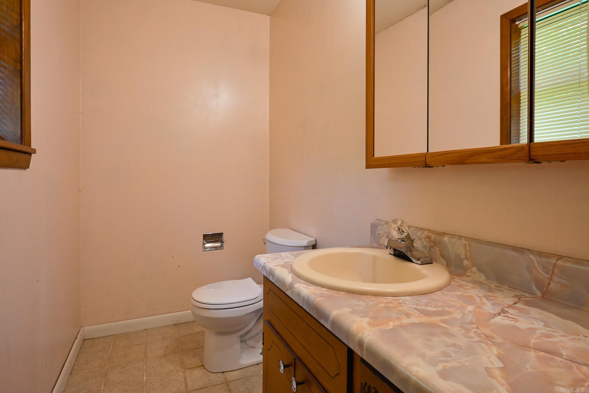 Halls Second - Residential