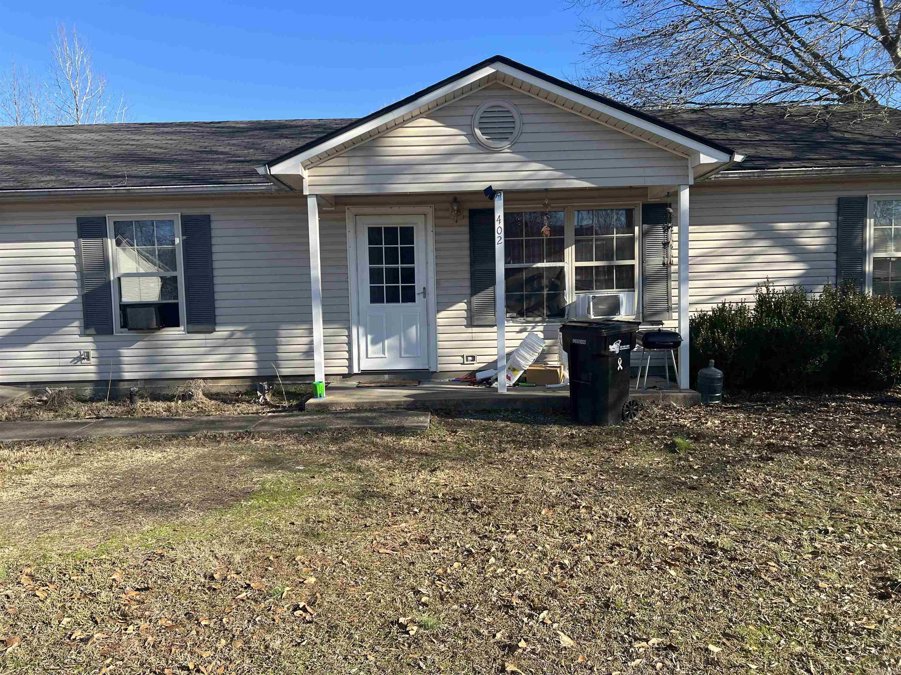 CREEK COVE - Residential