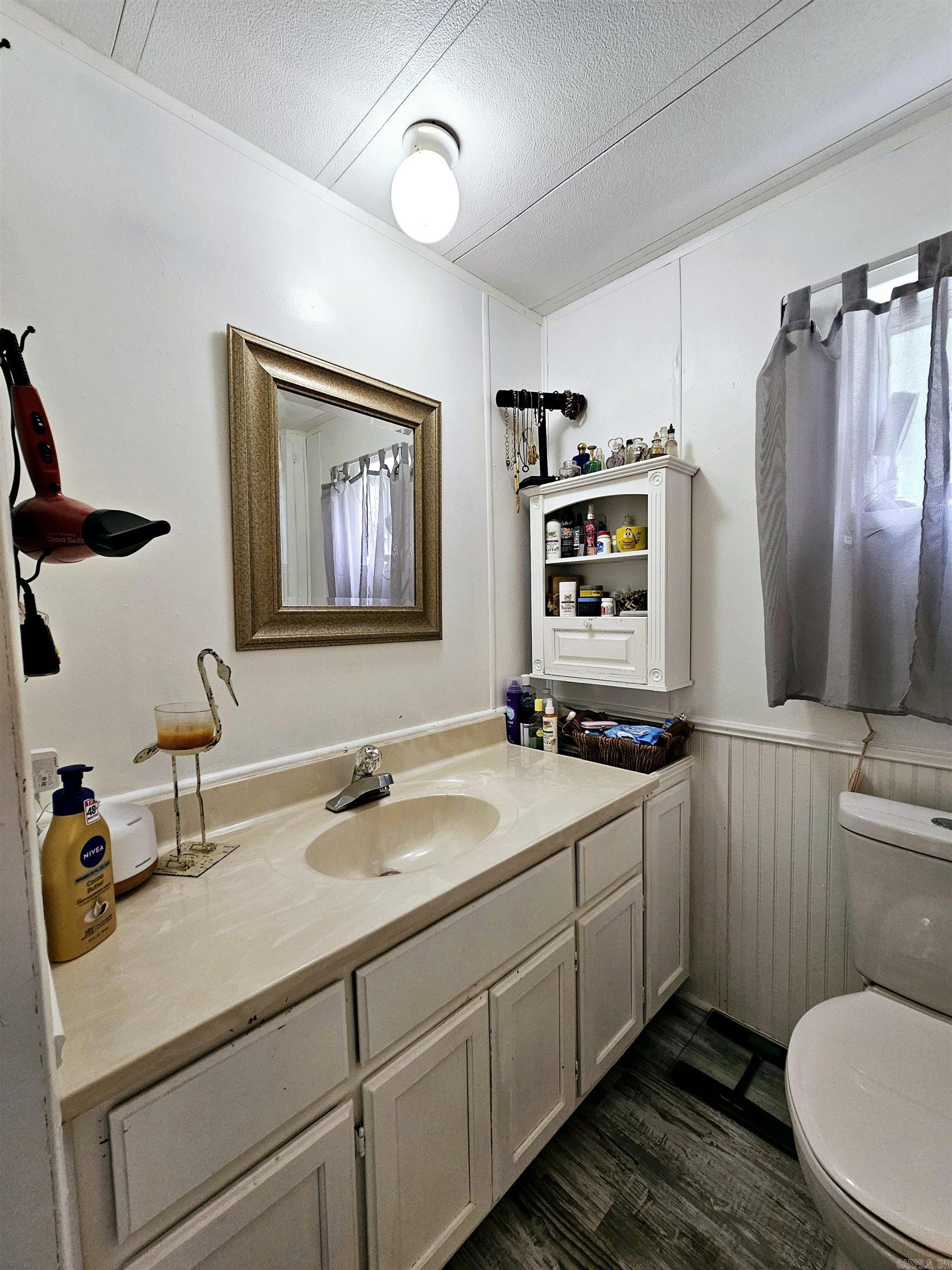 WALNUT VALLEY - Residential