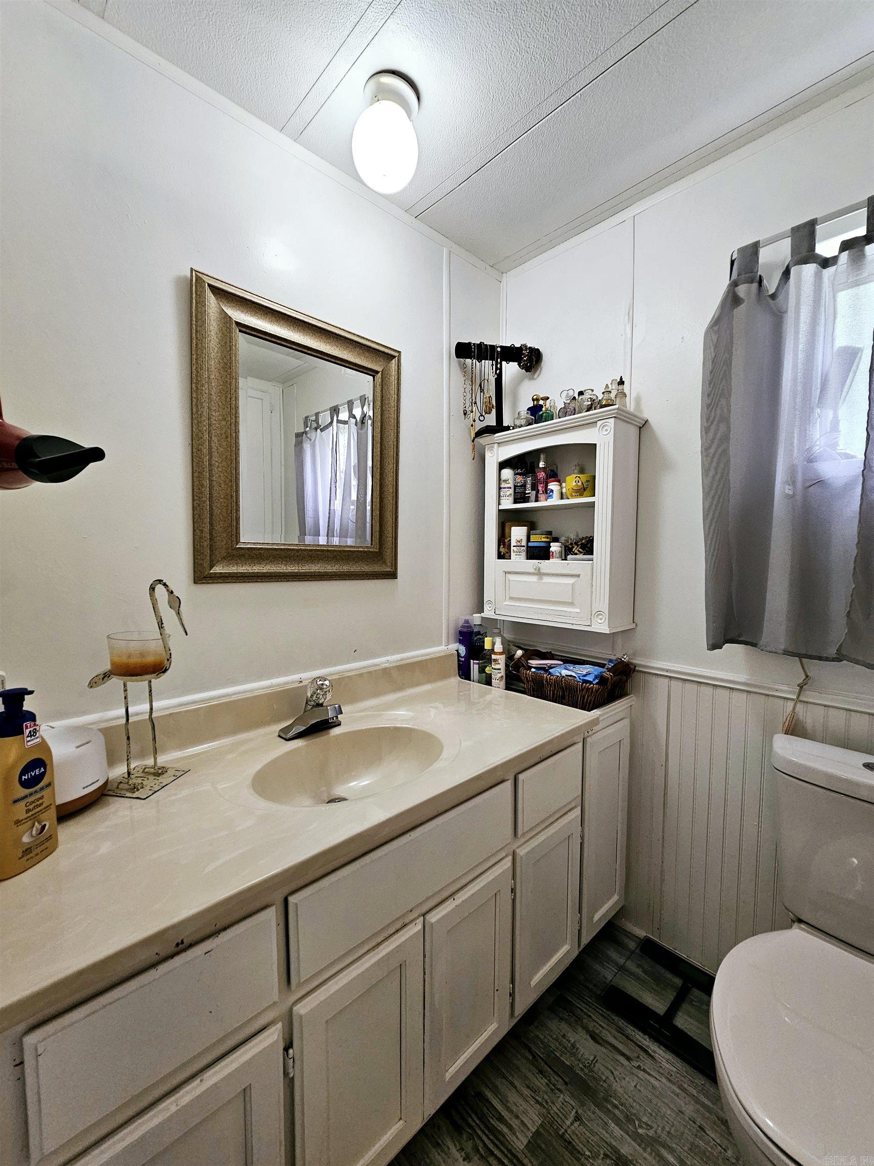 WALNUT VALLEY - Residential
