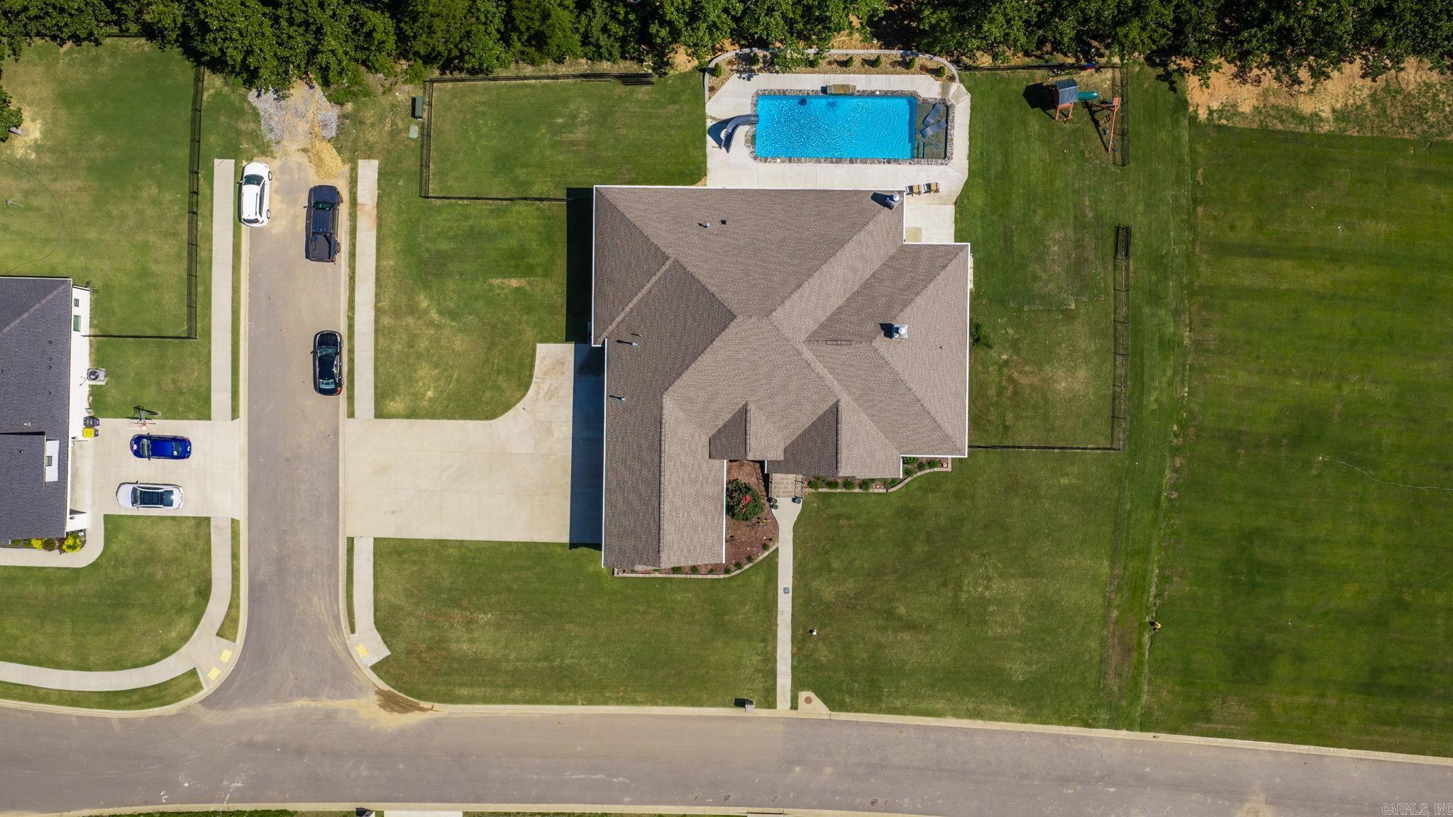 WELLINGTON PLACE - Residential