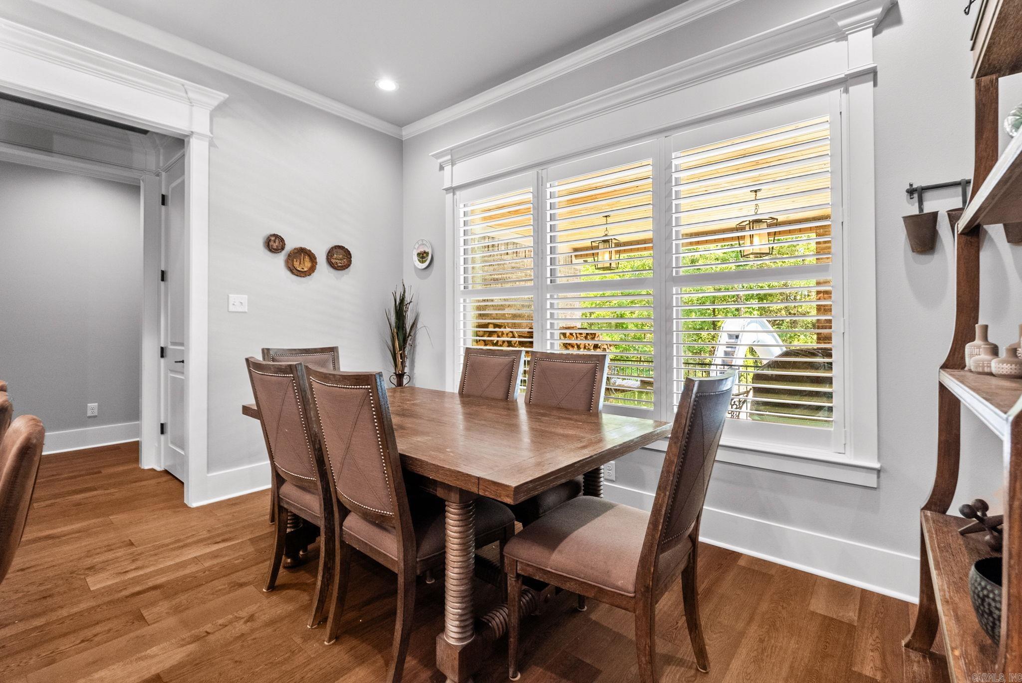 WELLINGTON PLACE - Residential