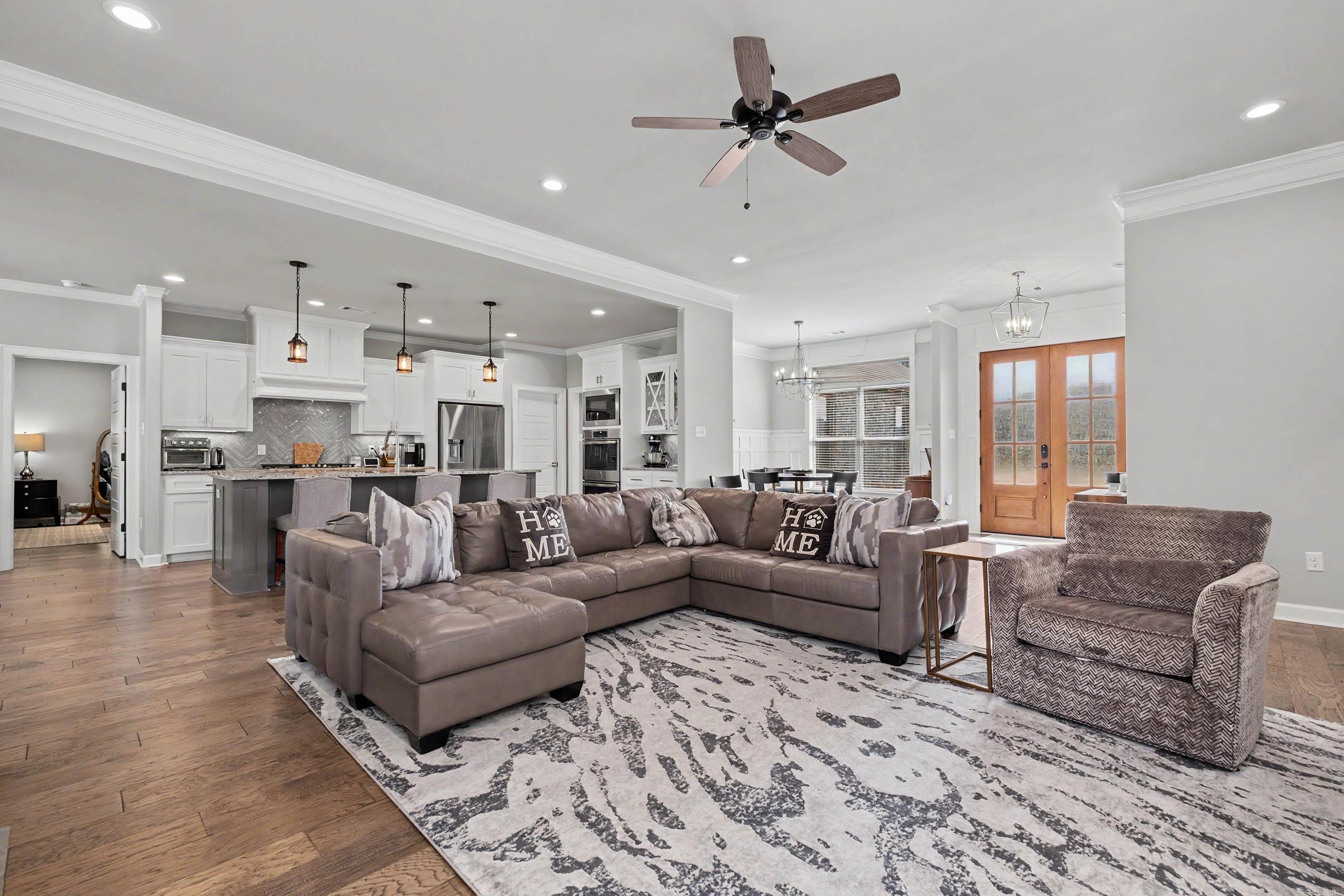 CREEKSIDE ADDN - Residential