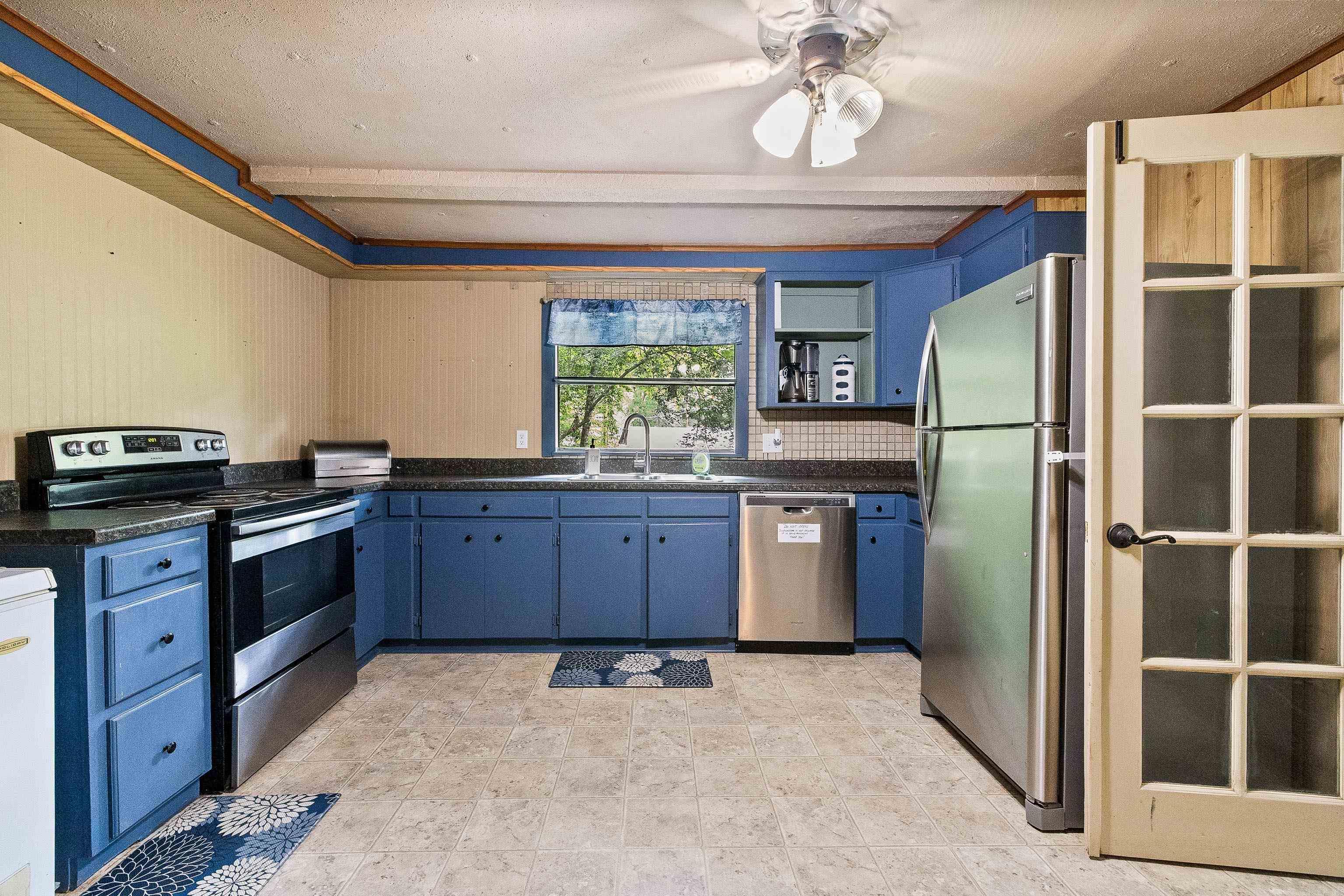 BAYOU SEC #1 OF SHORE ACRES - Residential